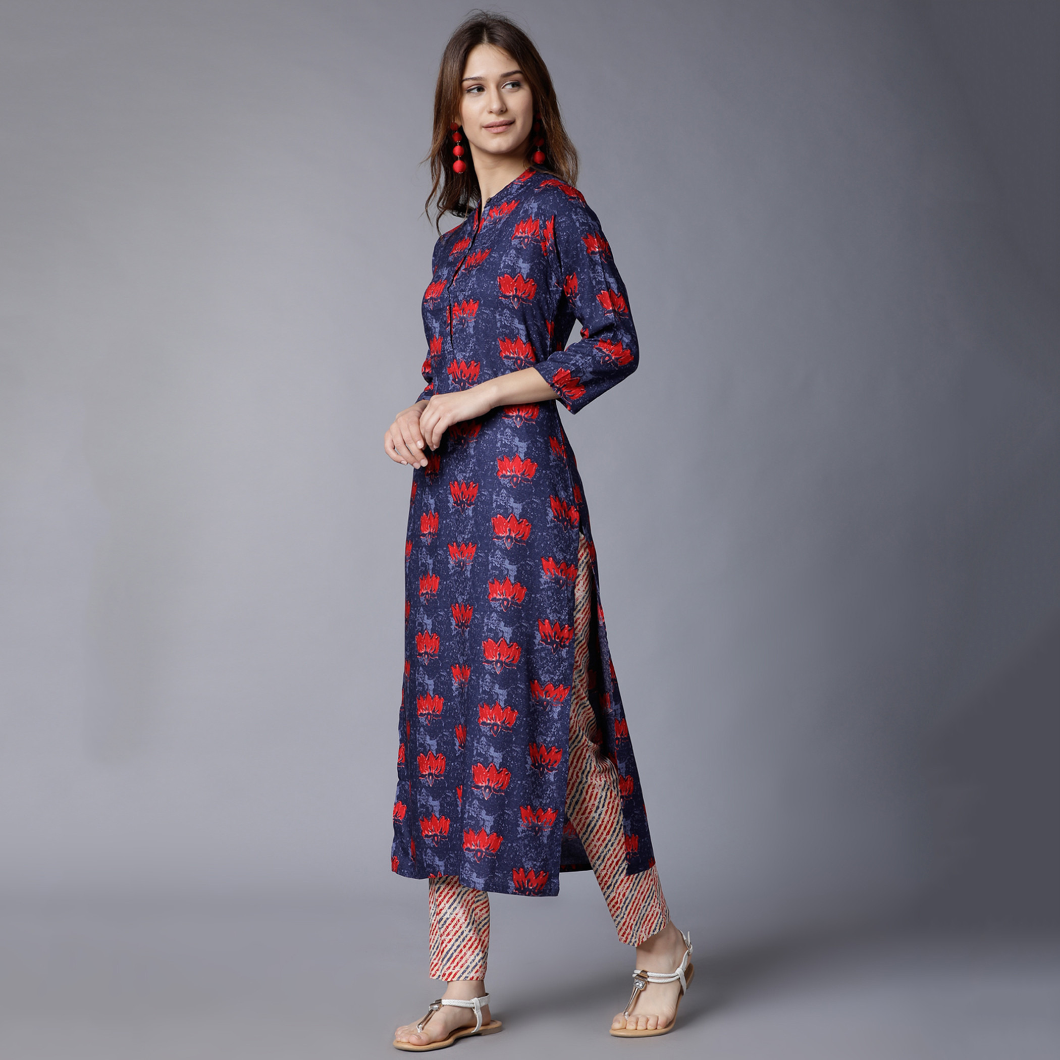 فيشوده أزرق قمم-women-clothing-ethnicwear-salwarsuits-image-2