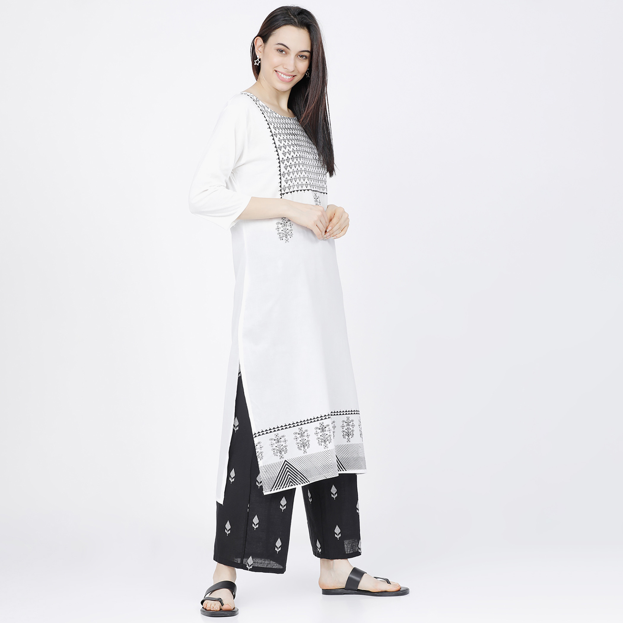 مجموعة من قطعتين كورتا مطبوع مع بنطلون حريمي من فيشوده -women-clothing-ethnicwear-salwarsuits-image-5