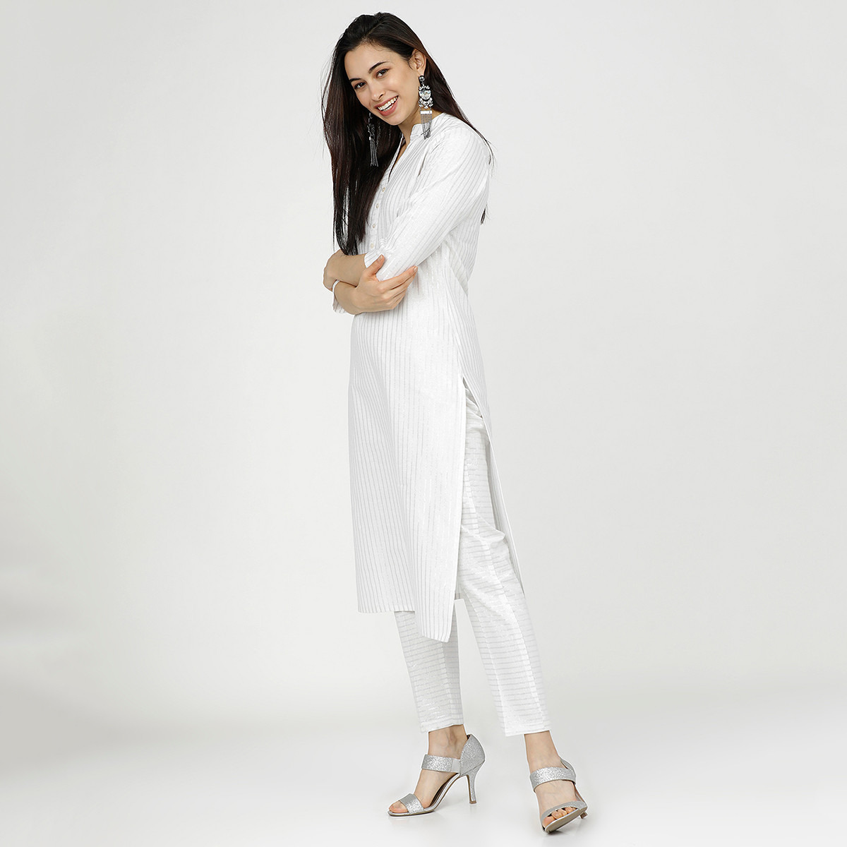 مجموعة من قطعتين كورتا نسائي وبنطلون مخطط من فيشوده نيو -women-clothing-ethnicwear-salwarsuits-image-3