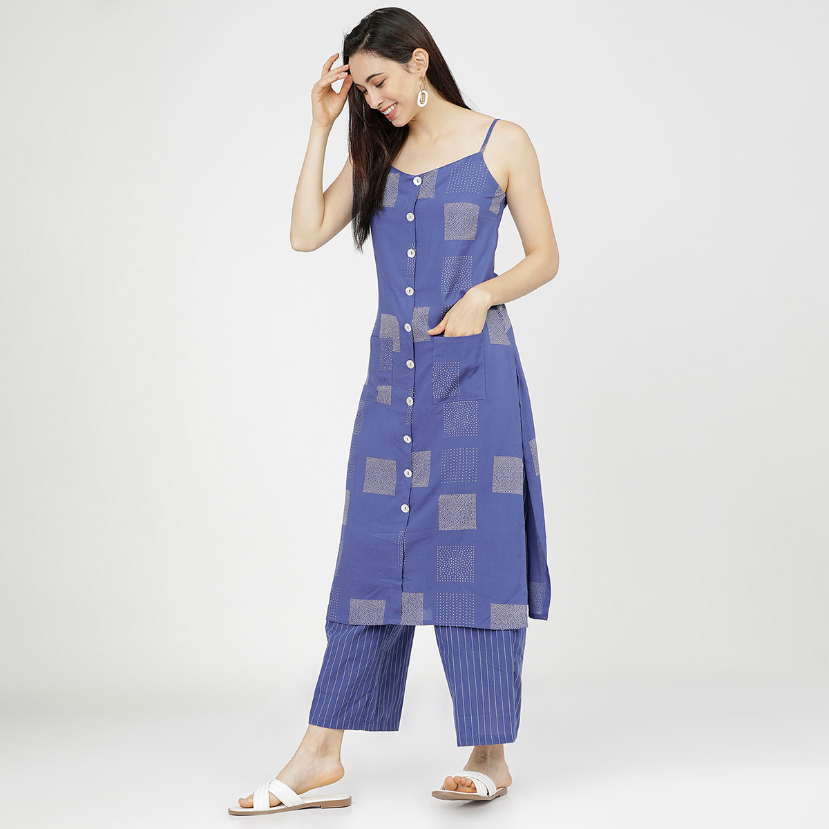 Set of 2 Vishudh Women Blue Printed Shoulder Strap Kurta and Palazzo-women-clothing-ethnicwear-salwarsuits-image-2