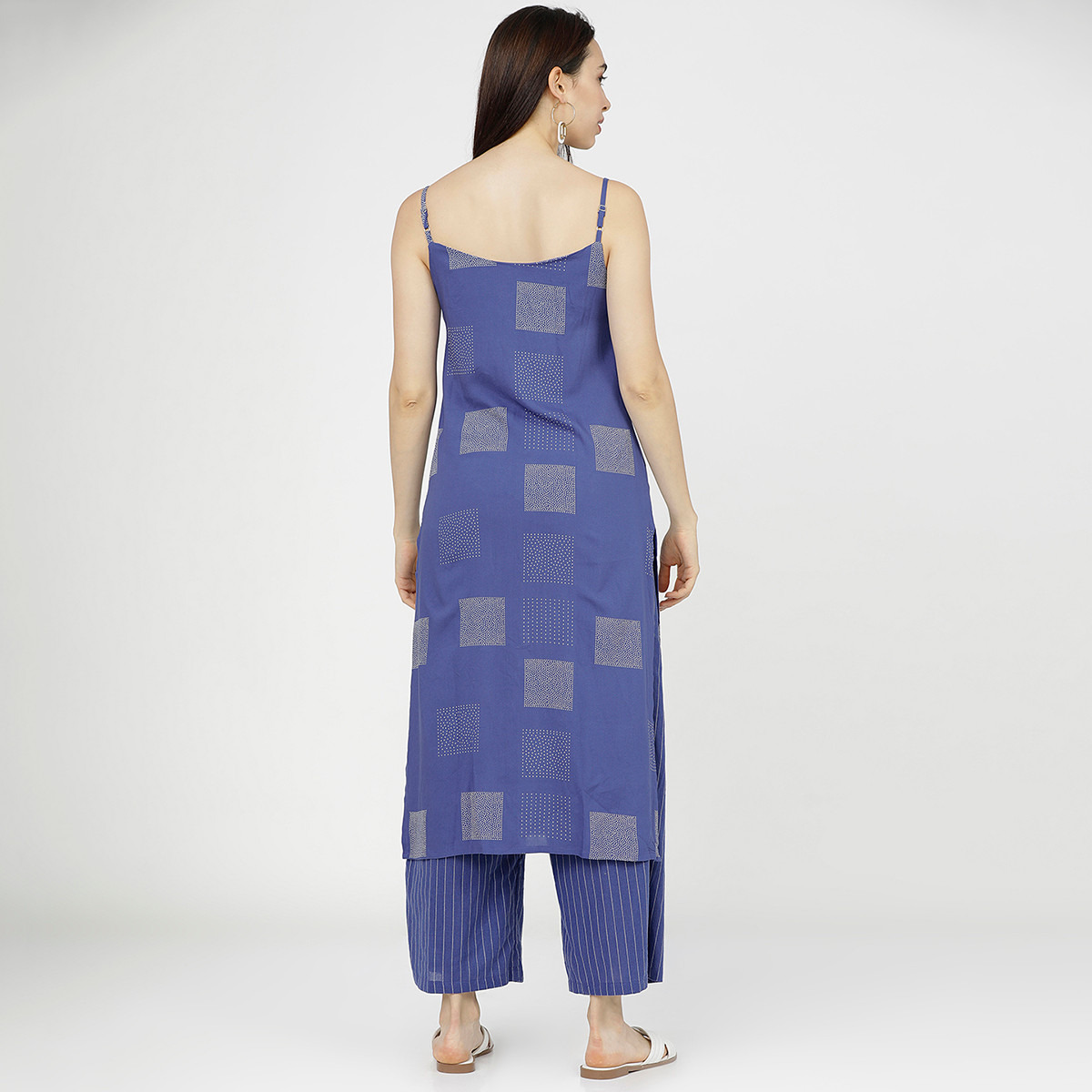 Set of 2 Vishudh Women Blue Printed Shoulder Strap Kurta and Palazzo-women-clothing-ethnicwear-salwarsuits-image-3