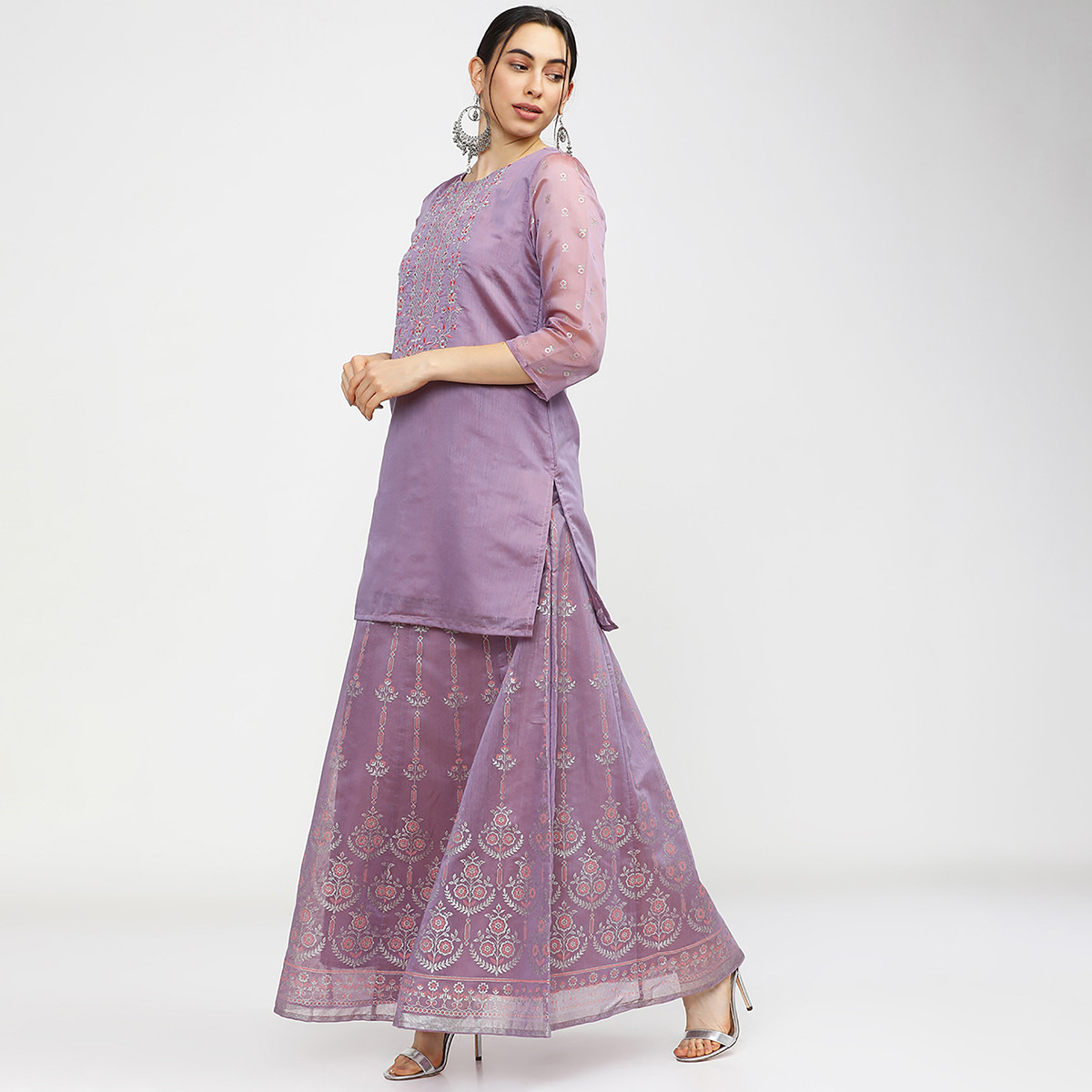 Set of 3 Vishudh Women Mauve Embroidered Round Neck Straight Kurta with Skirt and Dupatta-women-clothing-ethnicwear-salwarsuits-image-3