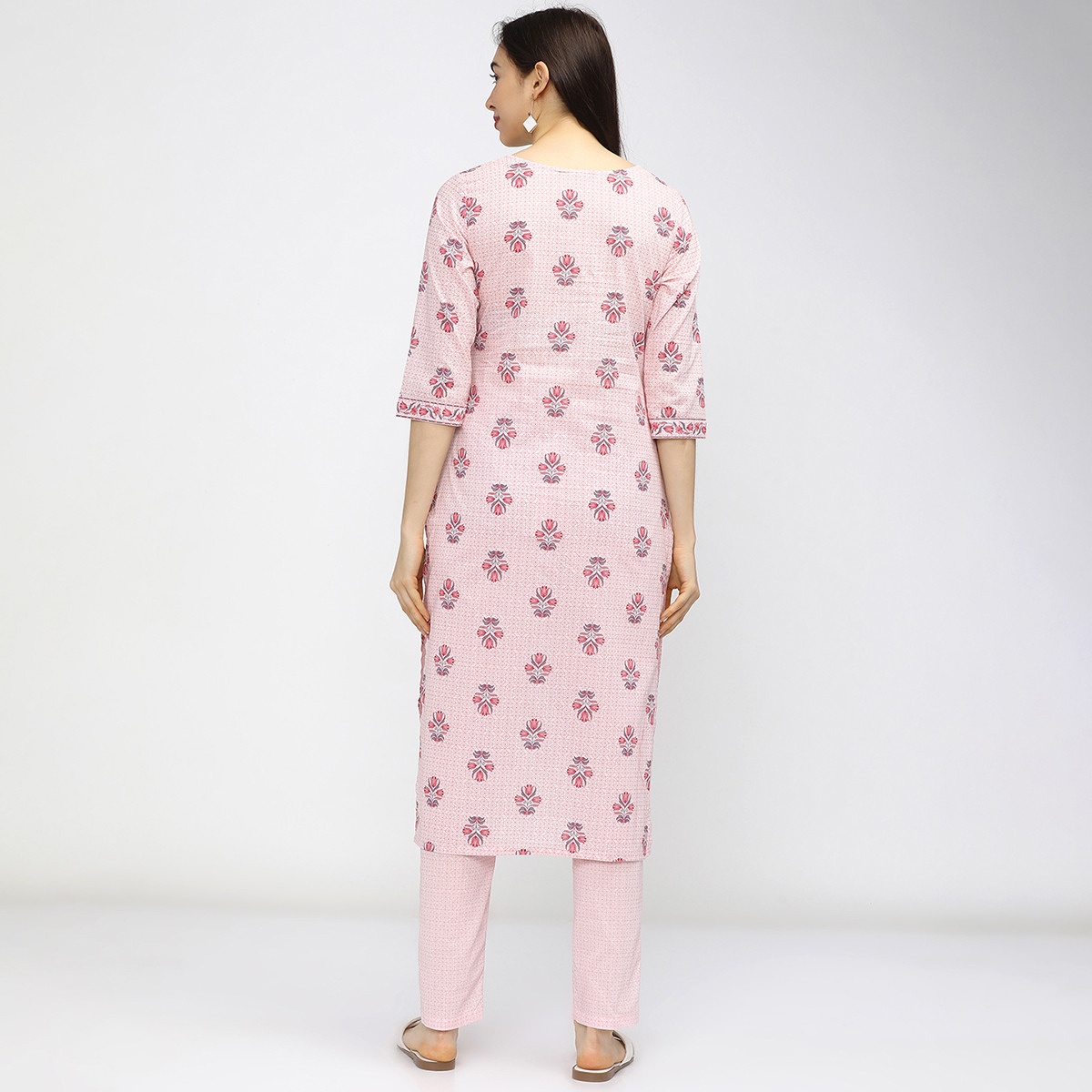 Set of 2 Vishudh Women Pink Printed Notch Neck Kurta and Trouser-women-clothing-ethnicwear-salwarsuits-image-3
