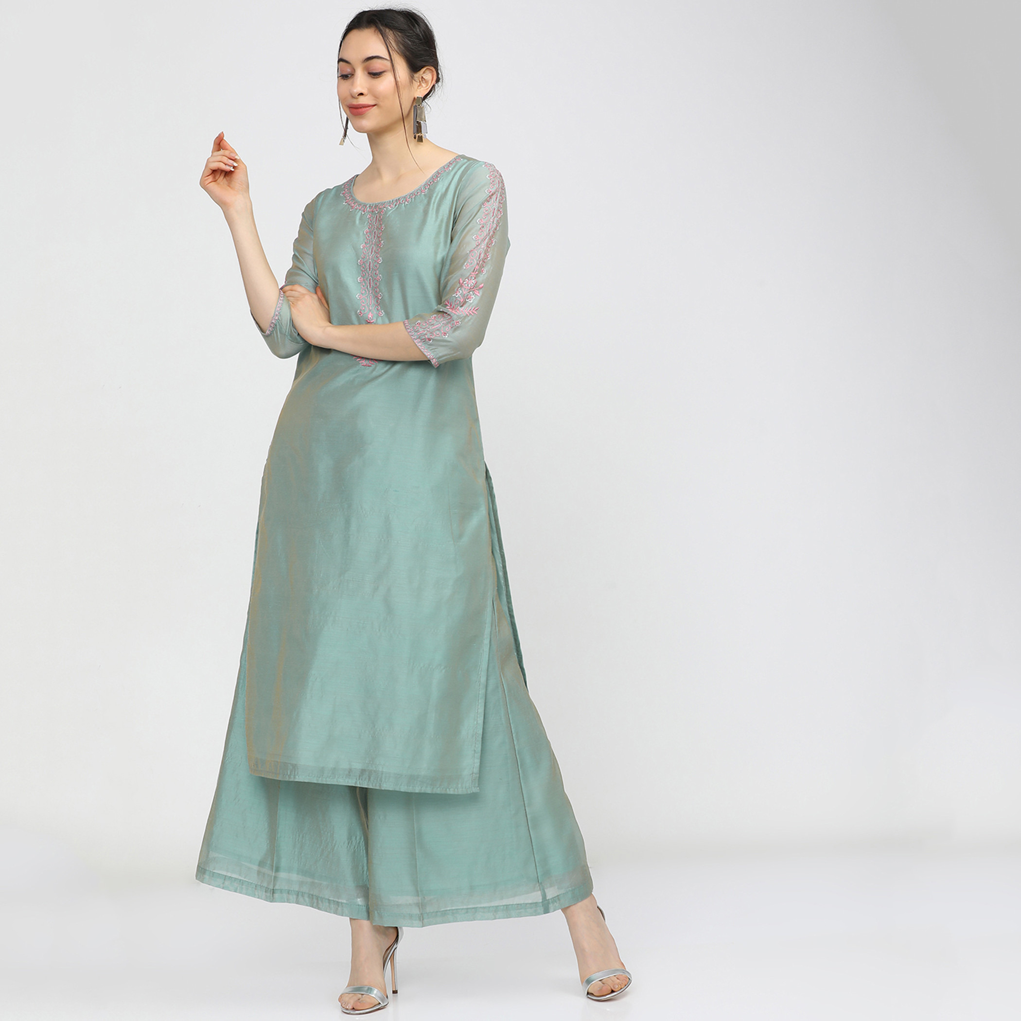 Set of 3 Vishudh Women Blue Embroidered Round Neck Kurta and Palazzo with Dupatta-women-clothing-ethnicwear-salwarsuits-image-10