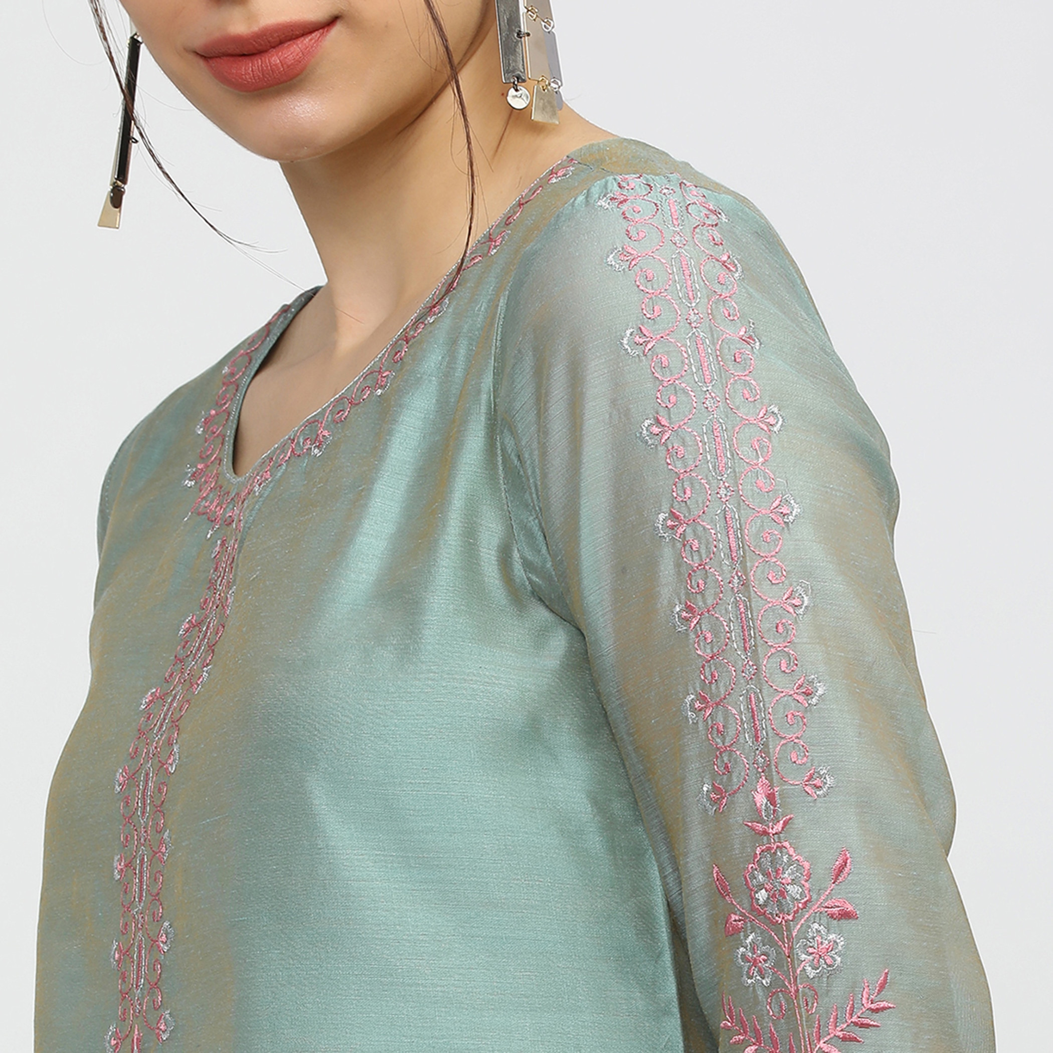 Set of 3 Vishudh Women Blue Embroidered Round Neck Kurta and Palazzo with Dupatta-women-clothing-ethnicwear-salwarsuits-image-5