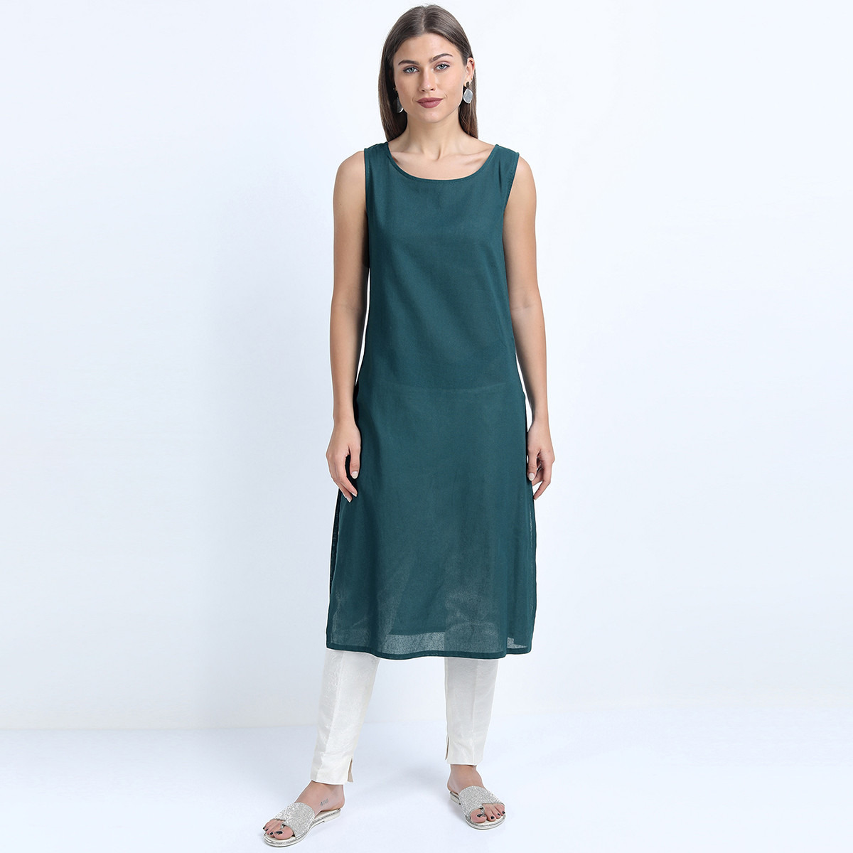 Set of 2 Vishudh Women Teal Printed Kurta and Palazzo with Ethnic Jacket-women-clothing-ethnicwear-salwarsuits-image-6