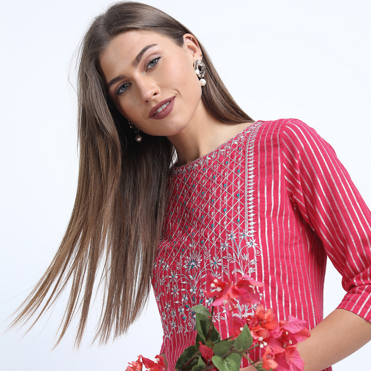 Set of 3 Vishudh Women Pink Striped Round Neck Kurta and Pant with Dupatta-women-clothing-ethnicwear-salwarsuits-image-3