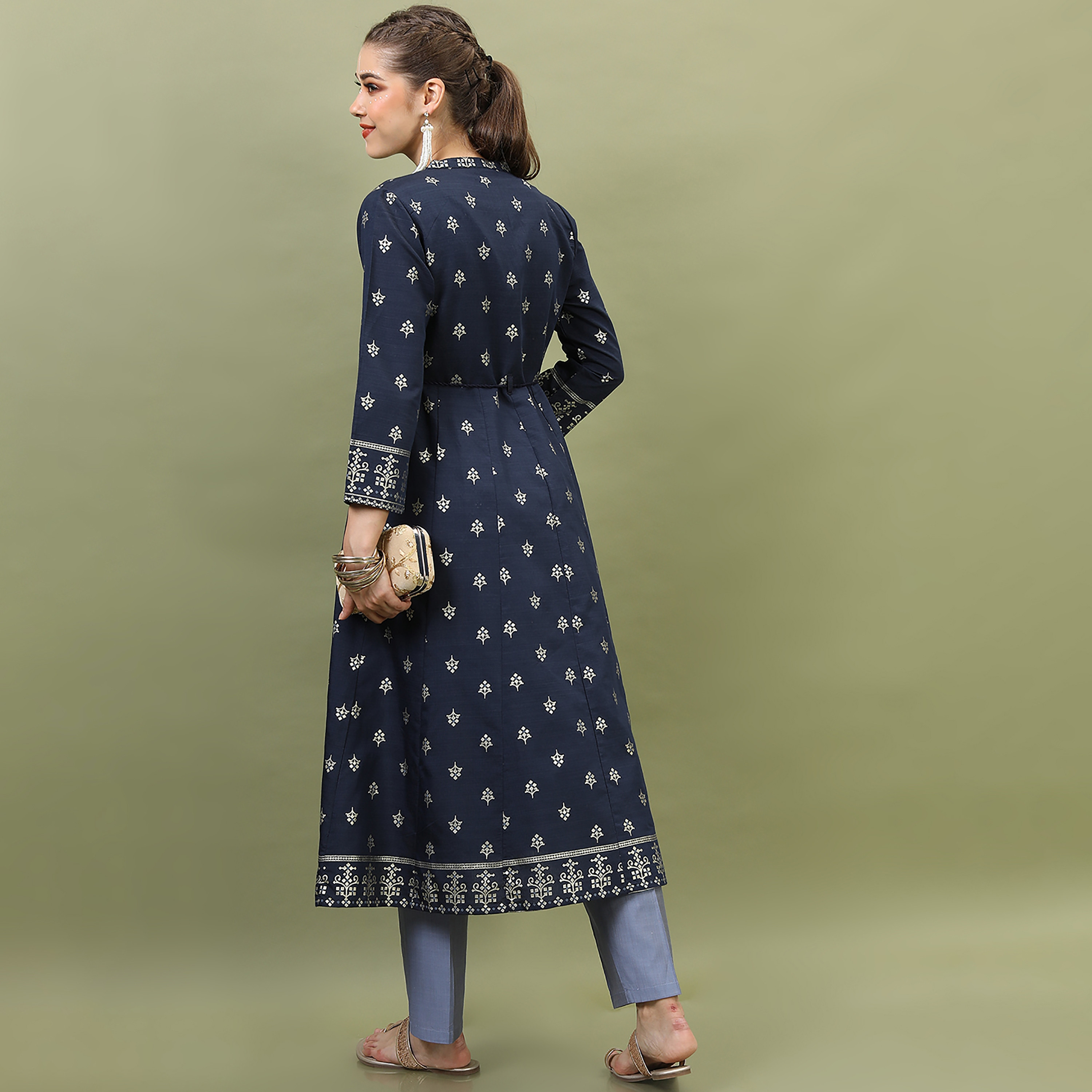 Set of 2 Vishudh Printed Round Neck Kurta with Plain Trouser and Jacket-women-clothing-ethnicwear-salwarsuits-image-5