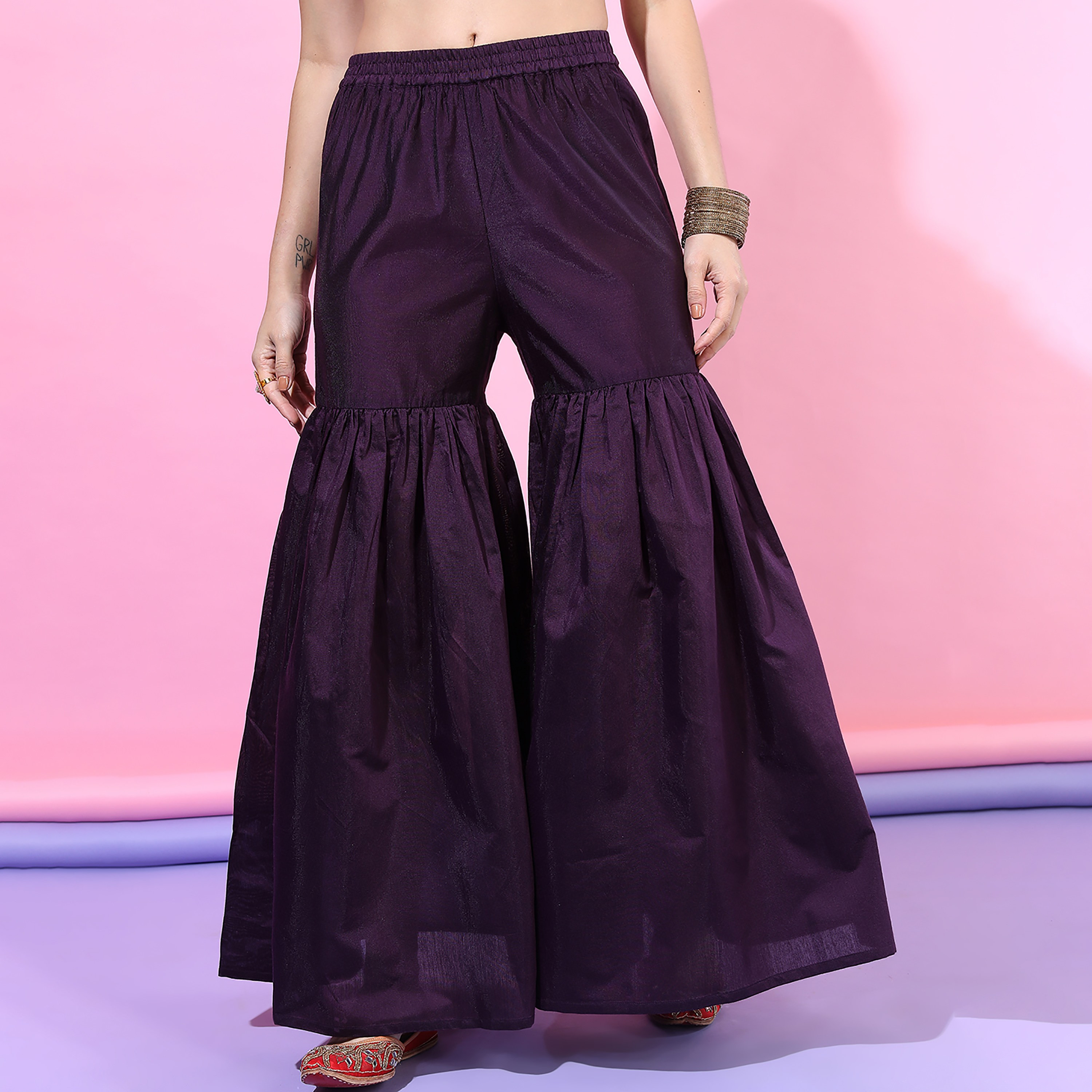 مجموعة من 3 قطعات كورتا قصيرة برقبة دائرية مطبوعة مع شرارة ودوباتا من فيشوده -women-clothing-ethnicwear-salwarsuits-image-3