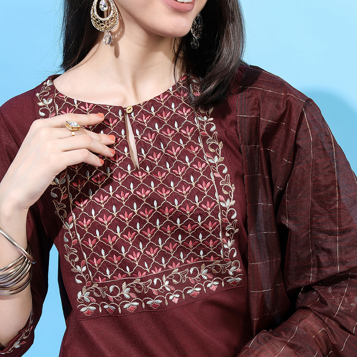 Set of 3 Vishudh Women Burgundy Embroidered Keyhole Neck Kurta with Palazzo and Dupatta-women-clothing-ethnicwear-salwarsuits-image-4
