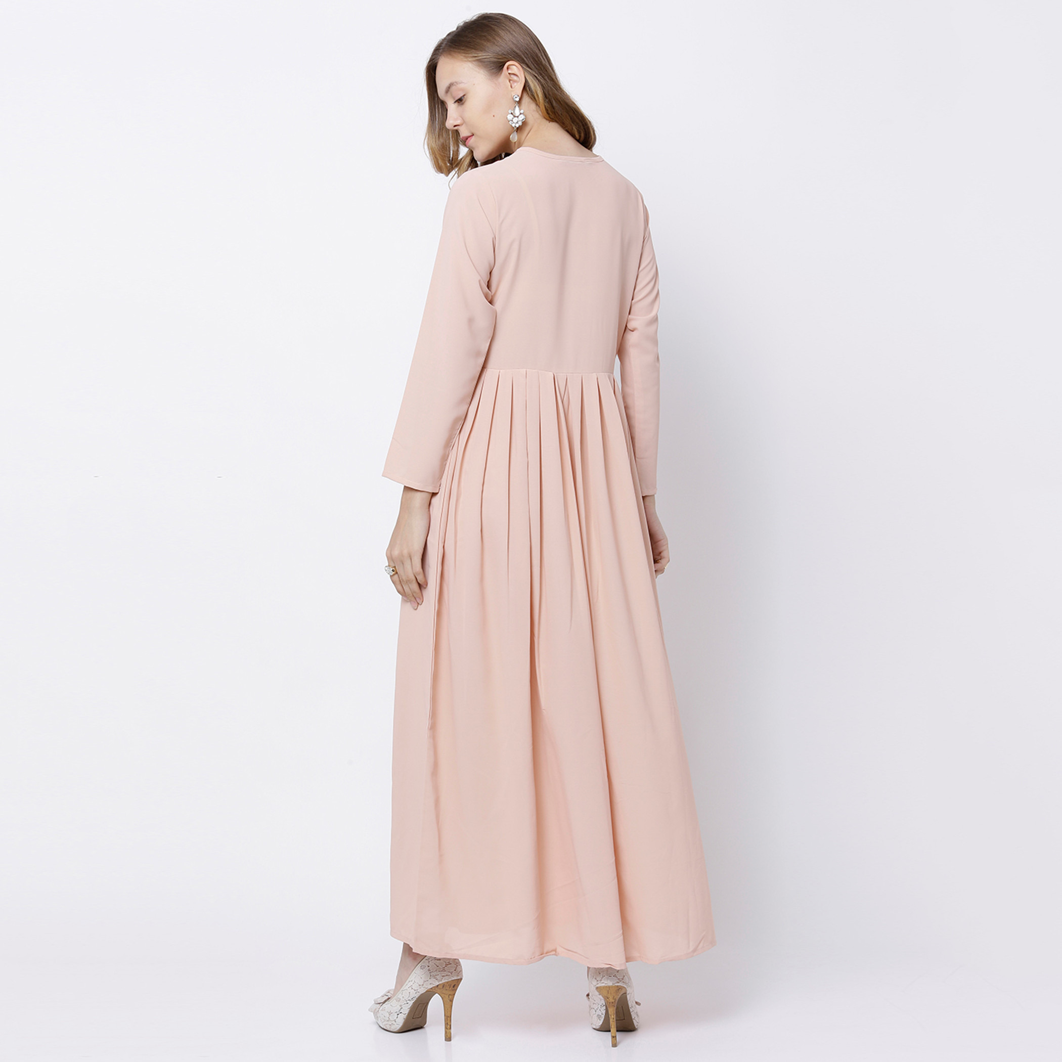 كورتا مزخرفة للنساء برقبة دائرية ومطوية بلون خوخي من فيشوده-women-clothing-ethnicwear-kurtas-image-3
