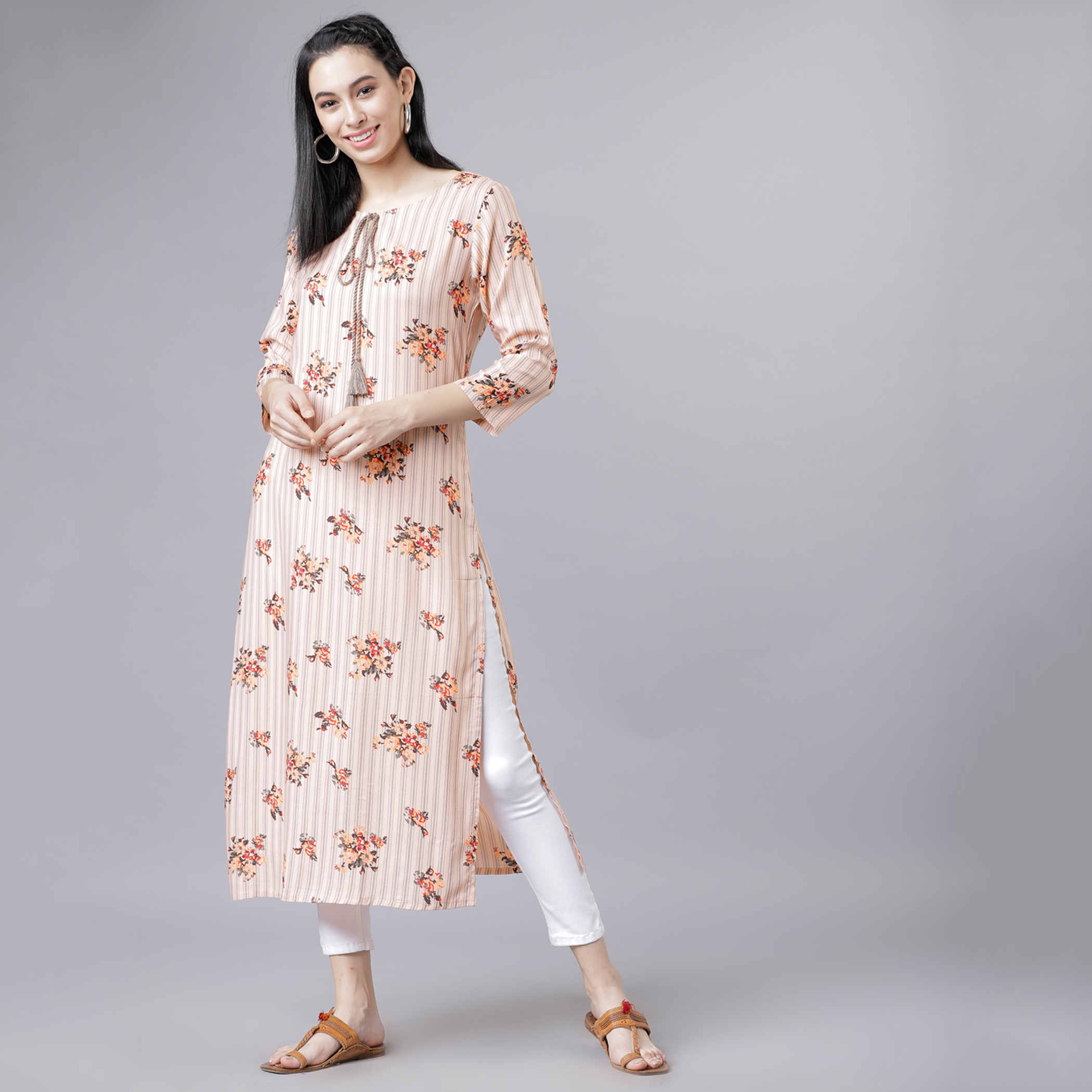 Vishudh Women Peach Floral Keyhole Neck Kurta-women-clothing-ethnicwear-kurtas-image-1