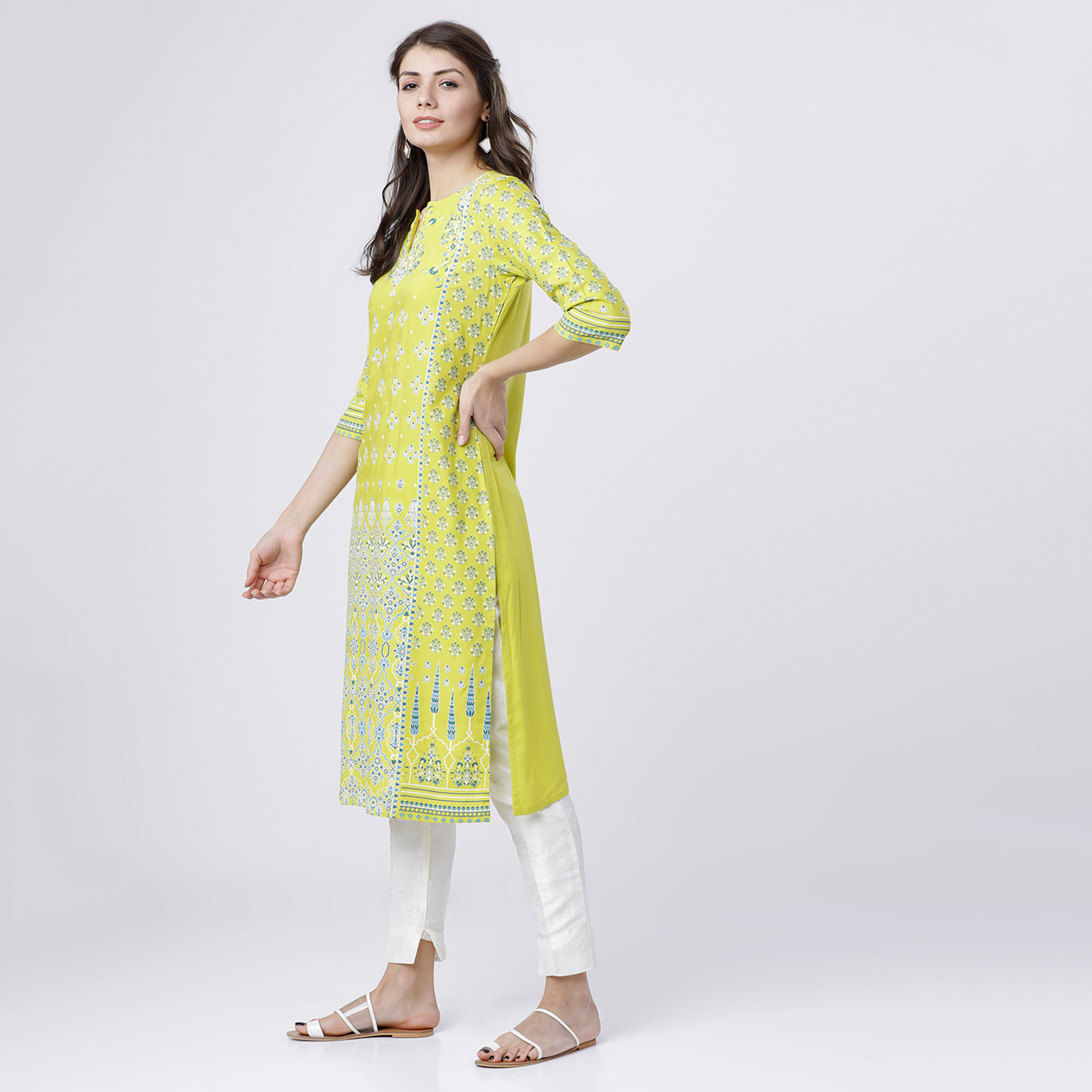 فيشوده أخضر قمم-women-clothing-ethnicwear-kurtas-image-2