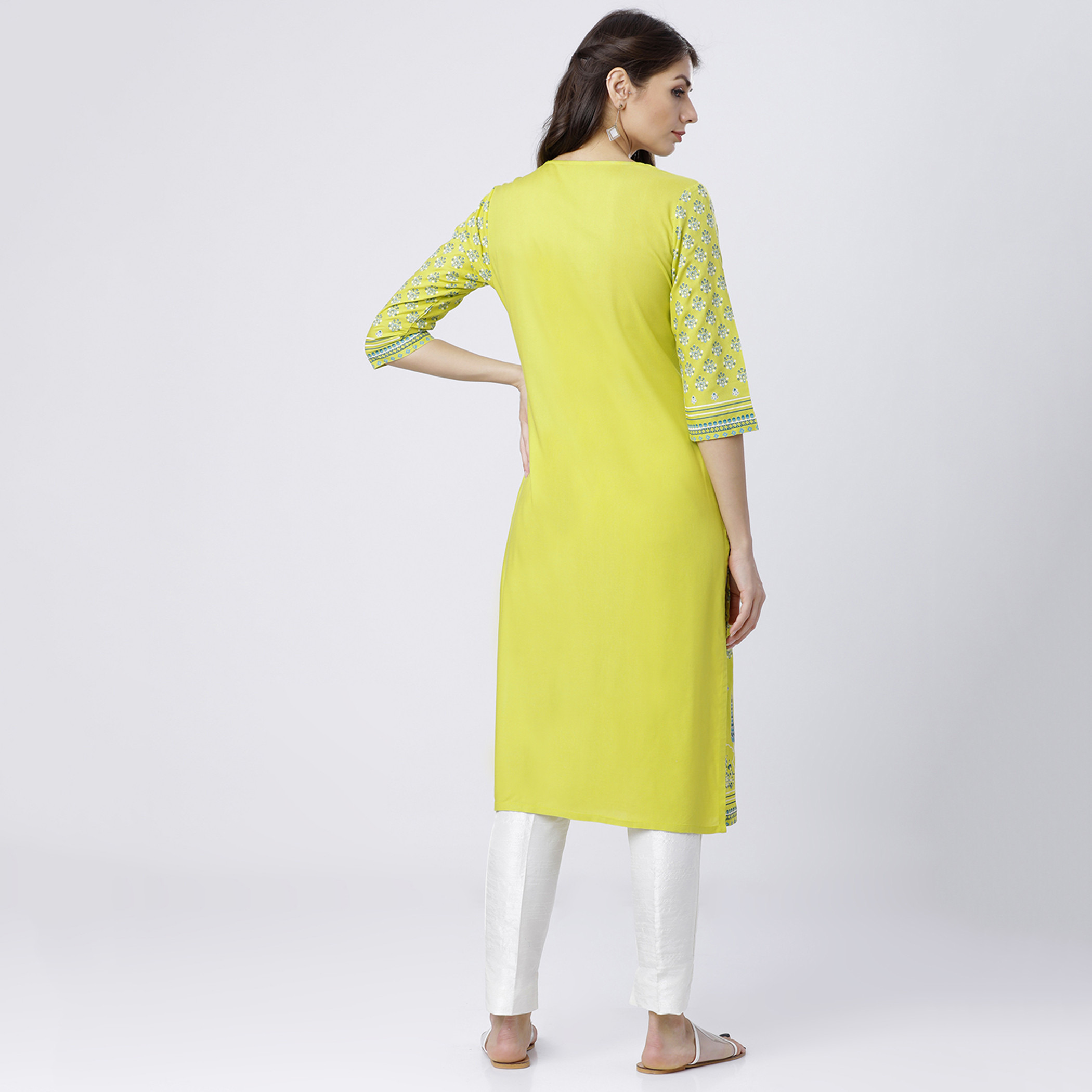 فيشوده أخضر قمم-women-clothing-ethnicwear-kurtas-image-3