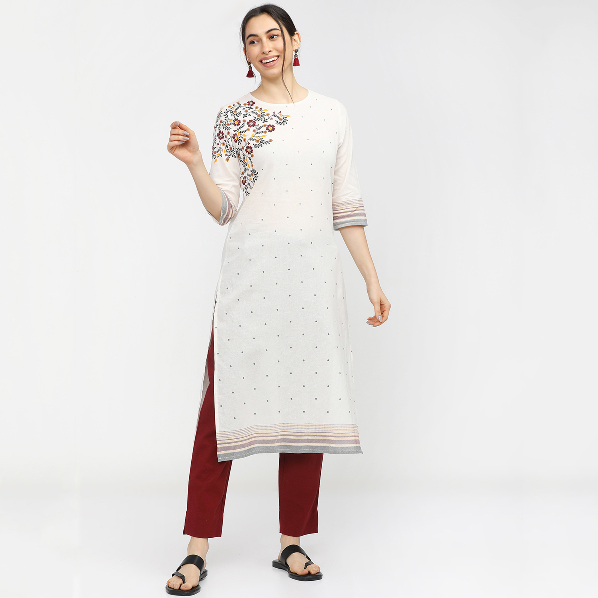 Vishudh Women Beige Printed Round Neck Straight Kurta-women-clothing-ethnicwear-kurtas-image-1