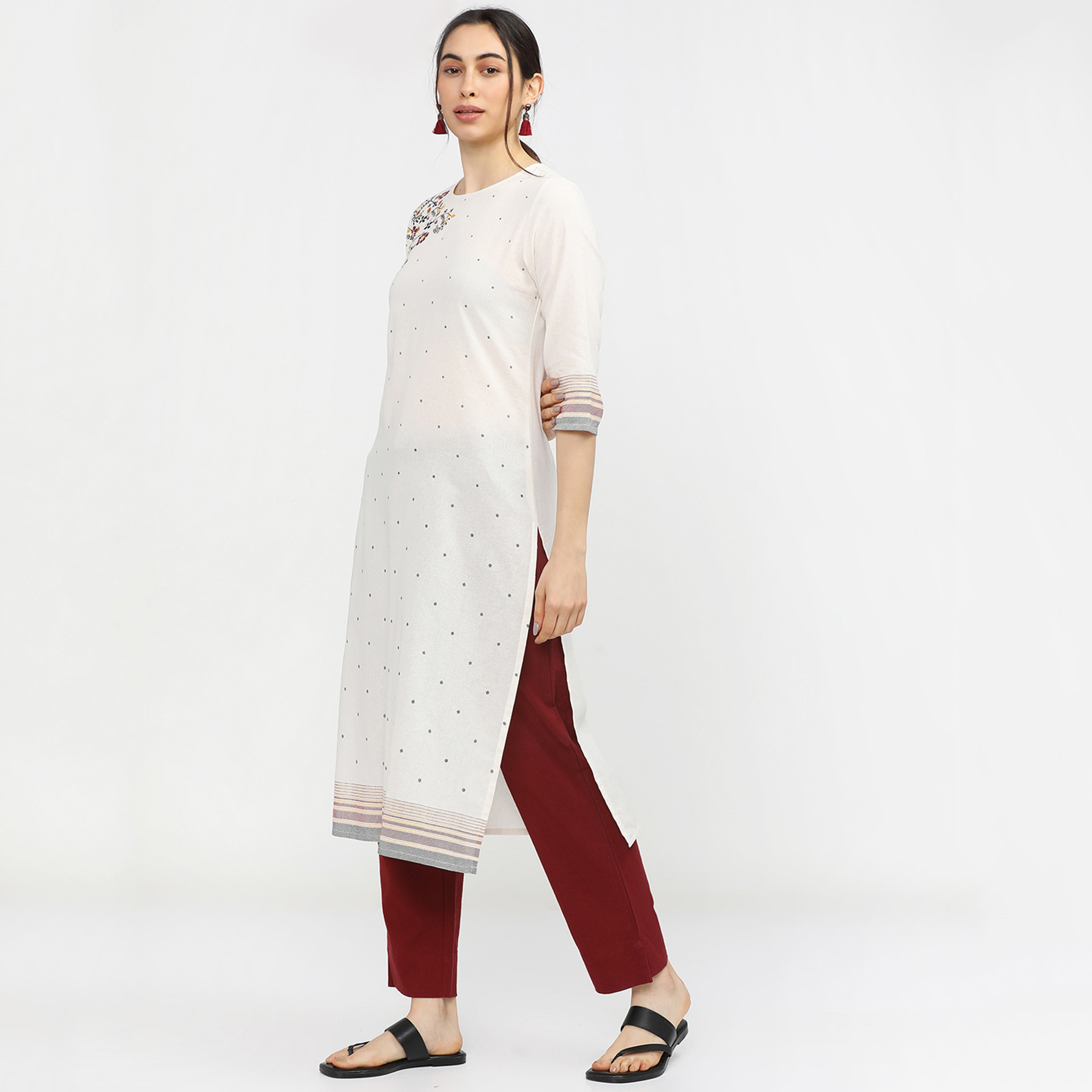 Vishudh Women Beige Printed Round Neck Straight Kurta-women-clothing-ethnicwear-kurtas-image-2