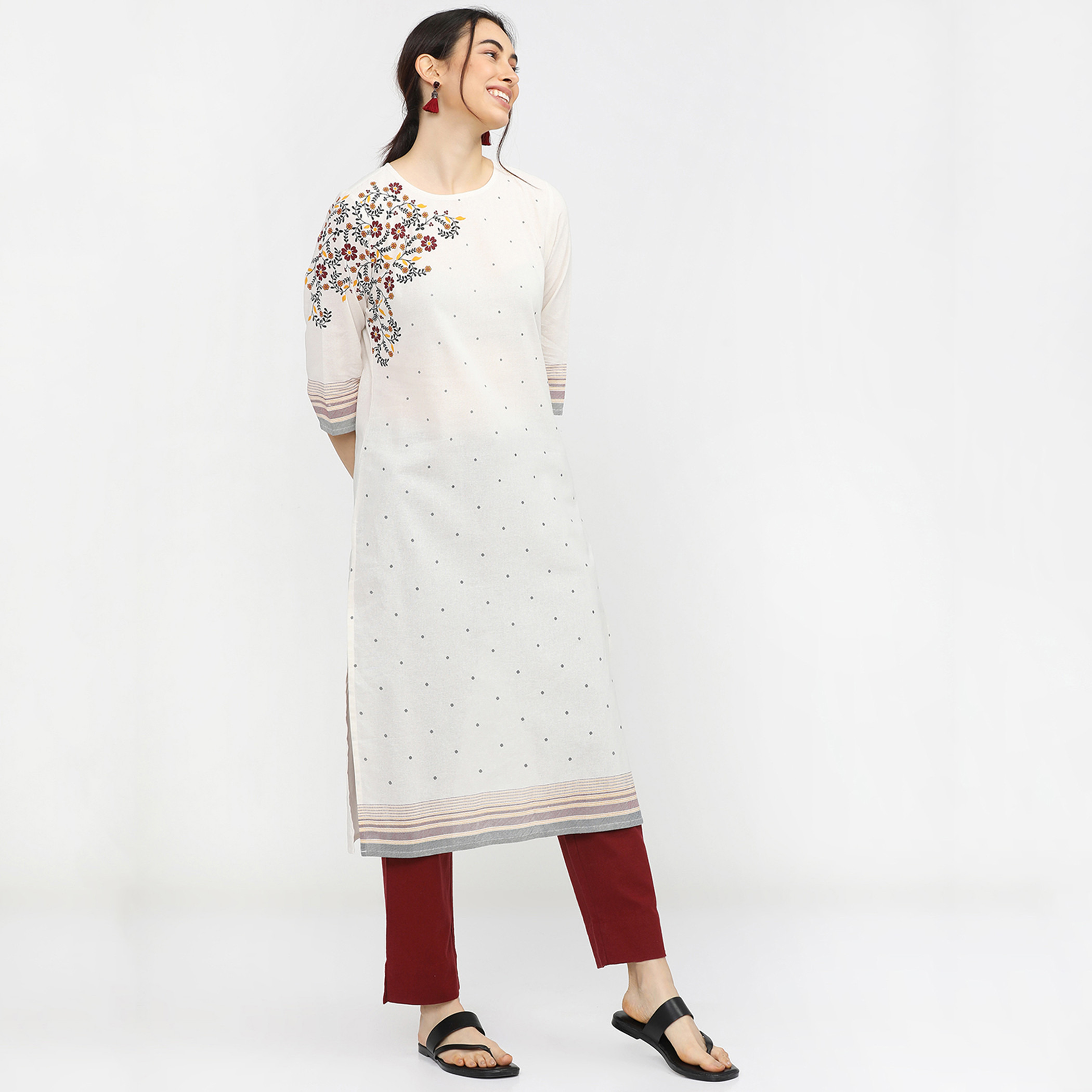 Vishudh Women Beige Printed Round Neck Straight Kurta-women-clothing-ethnicwear-kurtas-image-5