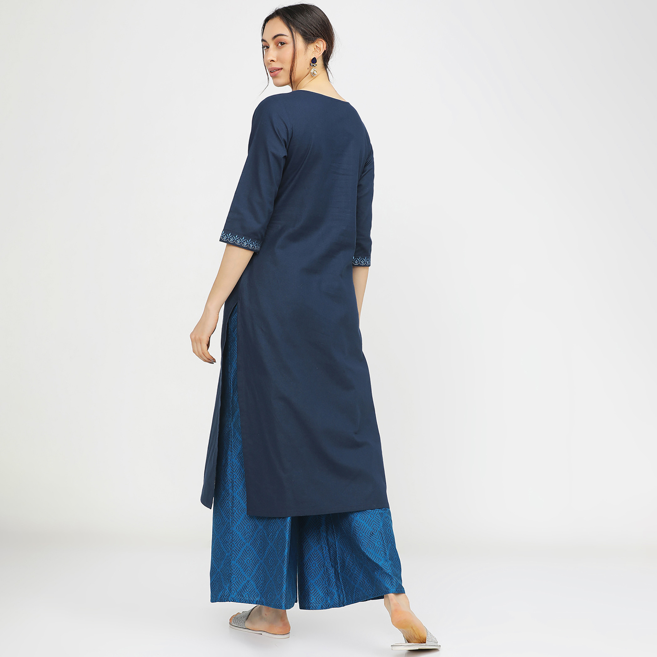 فيشوده أزرق قمم-women-clothing-ethnicwear-kurtas-image-3