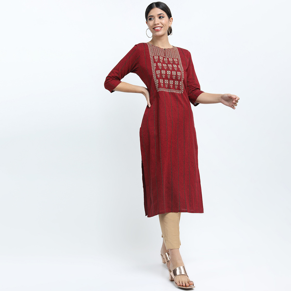 Vishudh Women Maroon Checked Keyhole Neck Straight Kurta-women-clothing-ethnicwear-kurtas-image-5