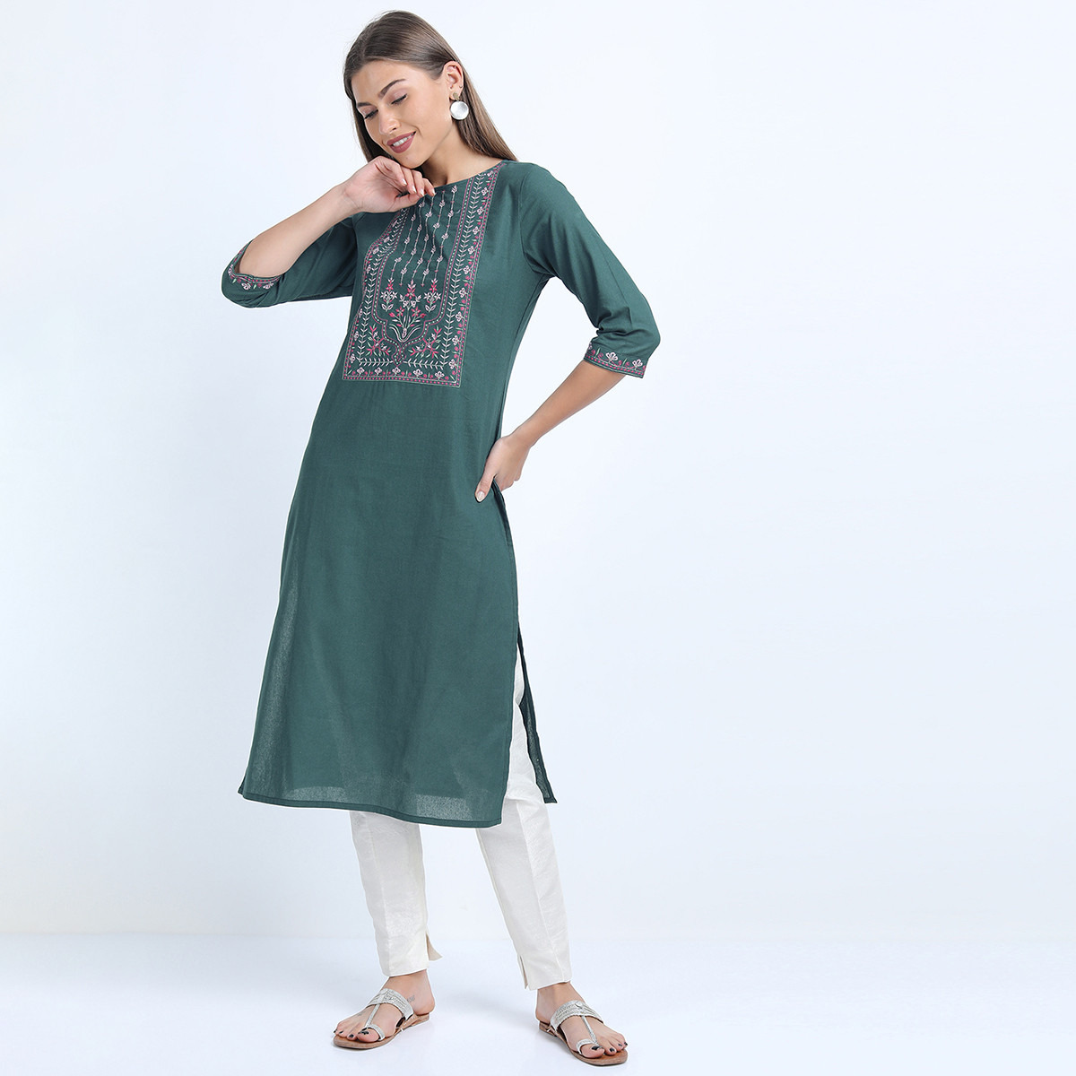 فيشوده أخضر كورتا-women-clothing-ethnicwear-kurtas-image-1