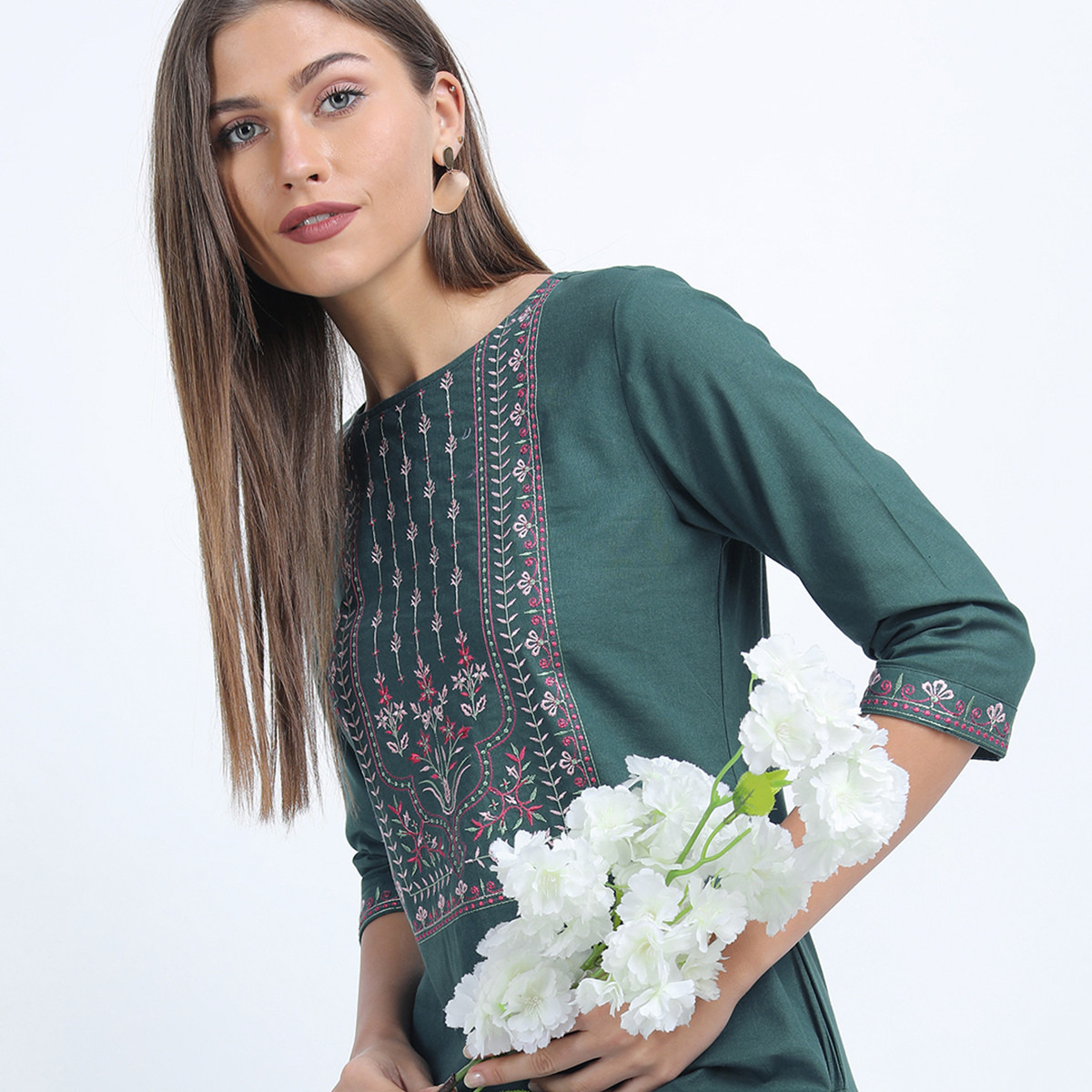 فيشوده أخضر كورتا-women-clothing-ethnicwear-kurtas-image-2