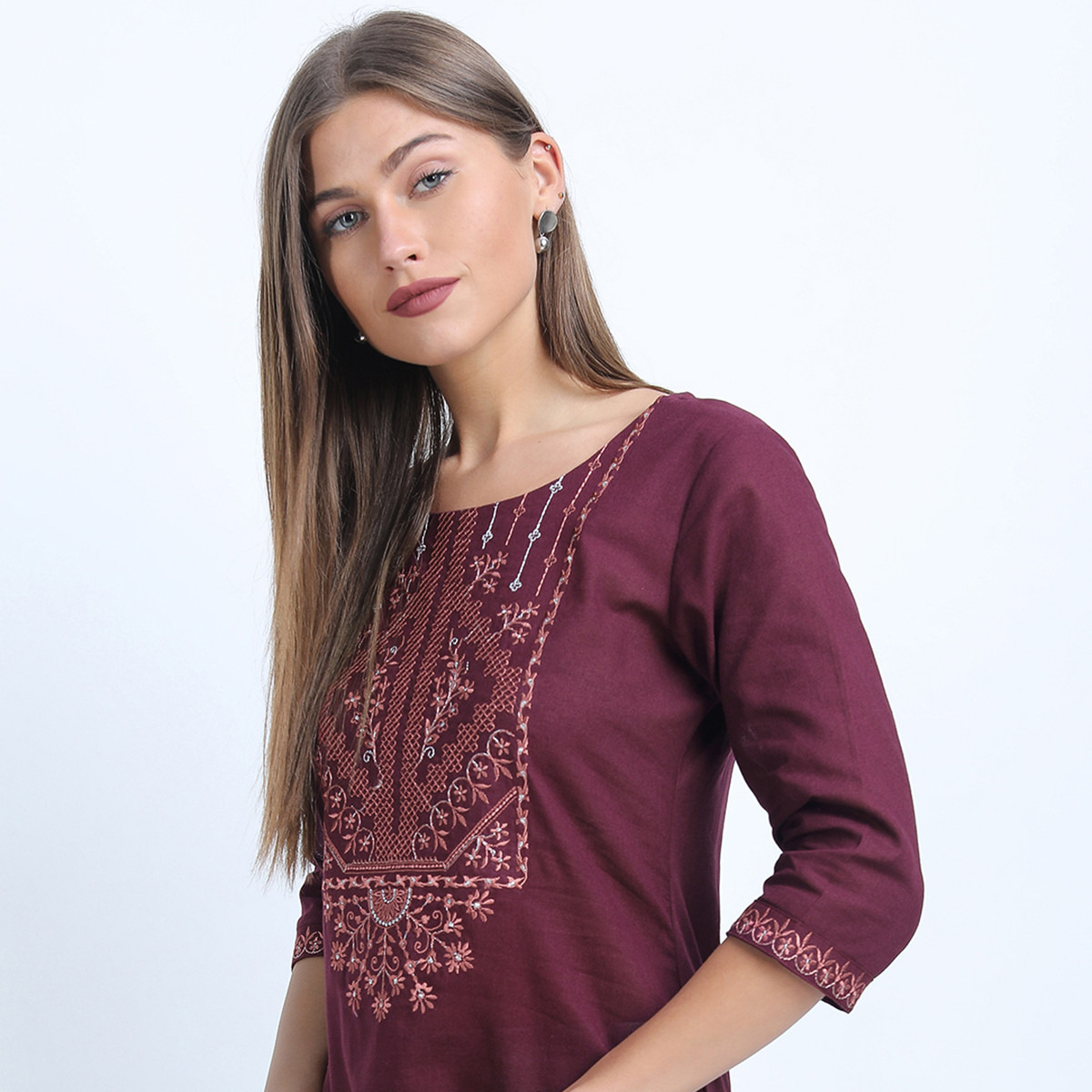 Vishudh Women Maroon Embroidered Round Neck Straight Kurta-women-clothing-ethnicwear-kurtas-image-2