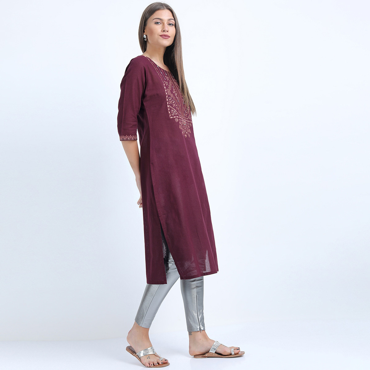 Vishudh Women Maroon Embroidered Round Neck Straight Kurta-women-clothing-ethnicwear-kurtas-image-5