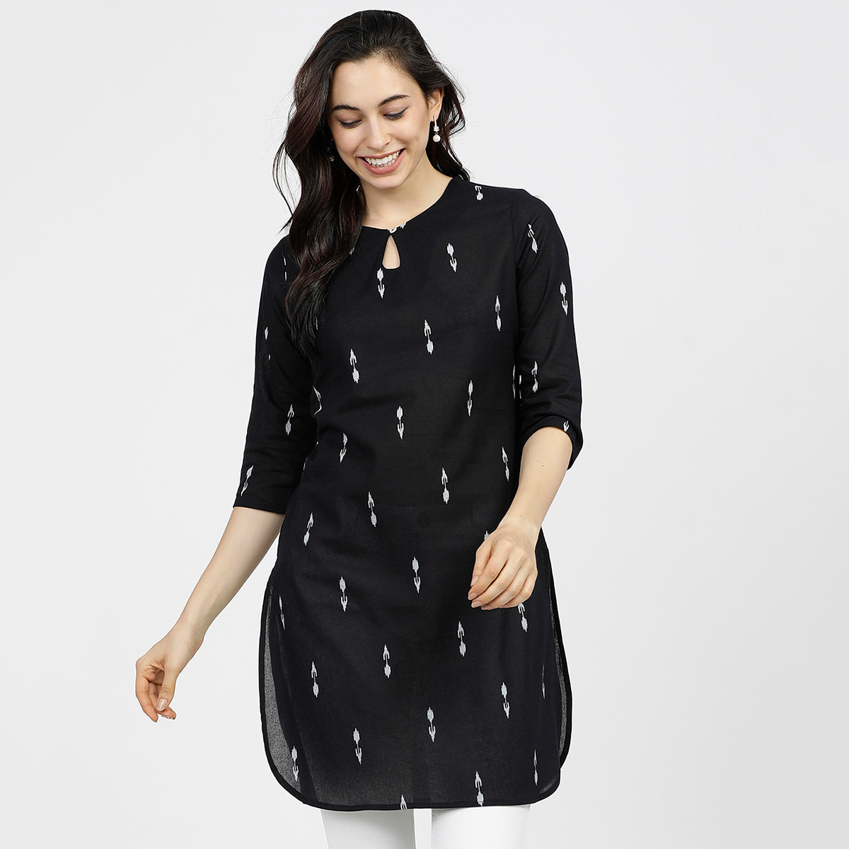 فيشوده أسود قمم-women-clothing-shirtsandblouses-blouses-image-1
