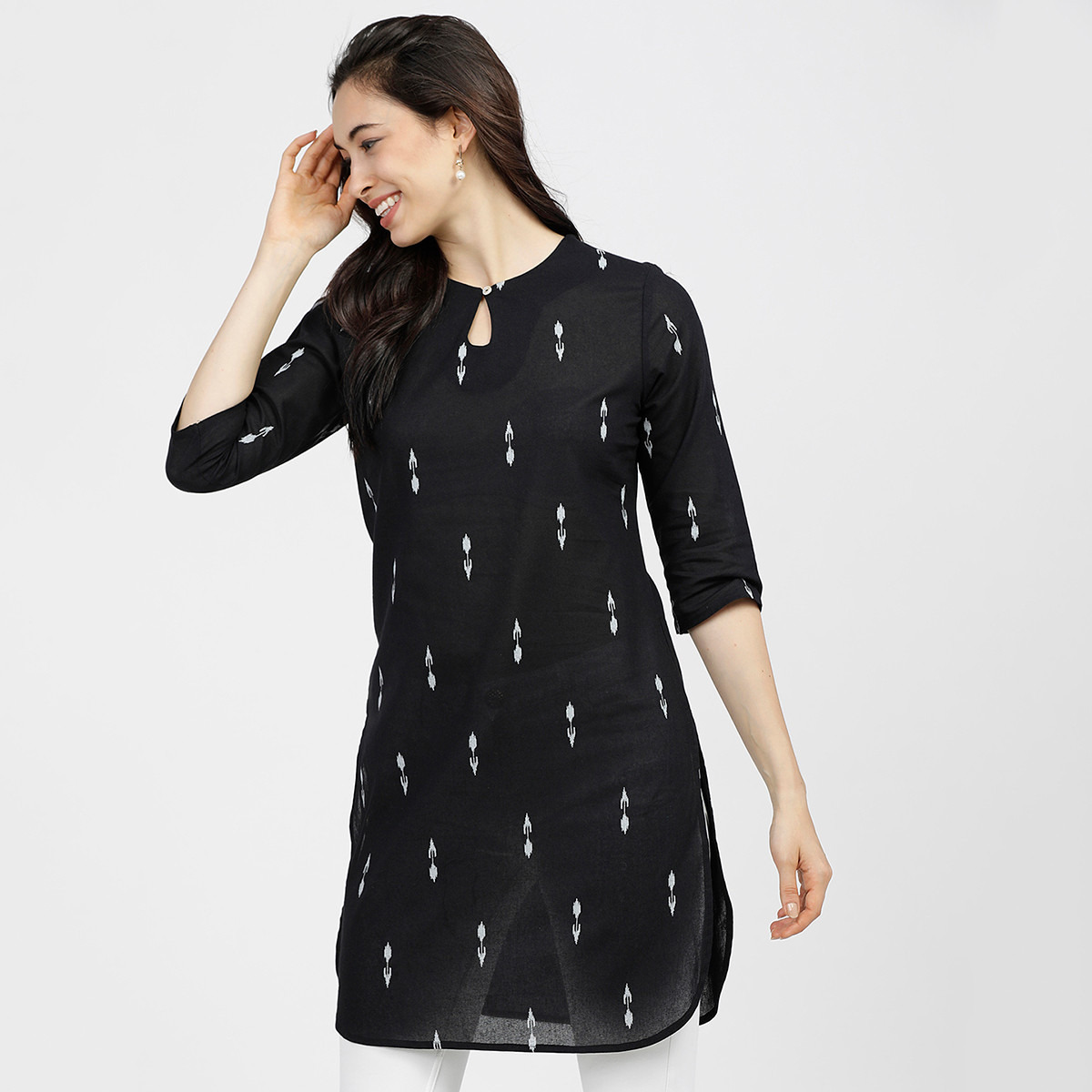 فيشوده أسود قمم-women-clothing-shirtsandblouses-blouses-image-2