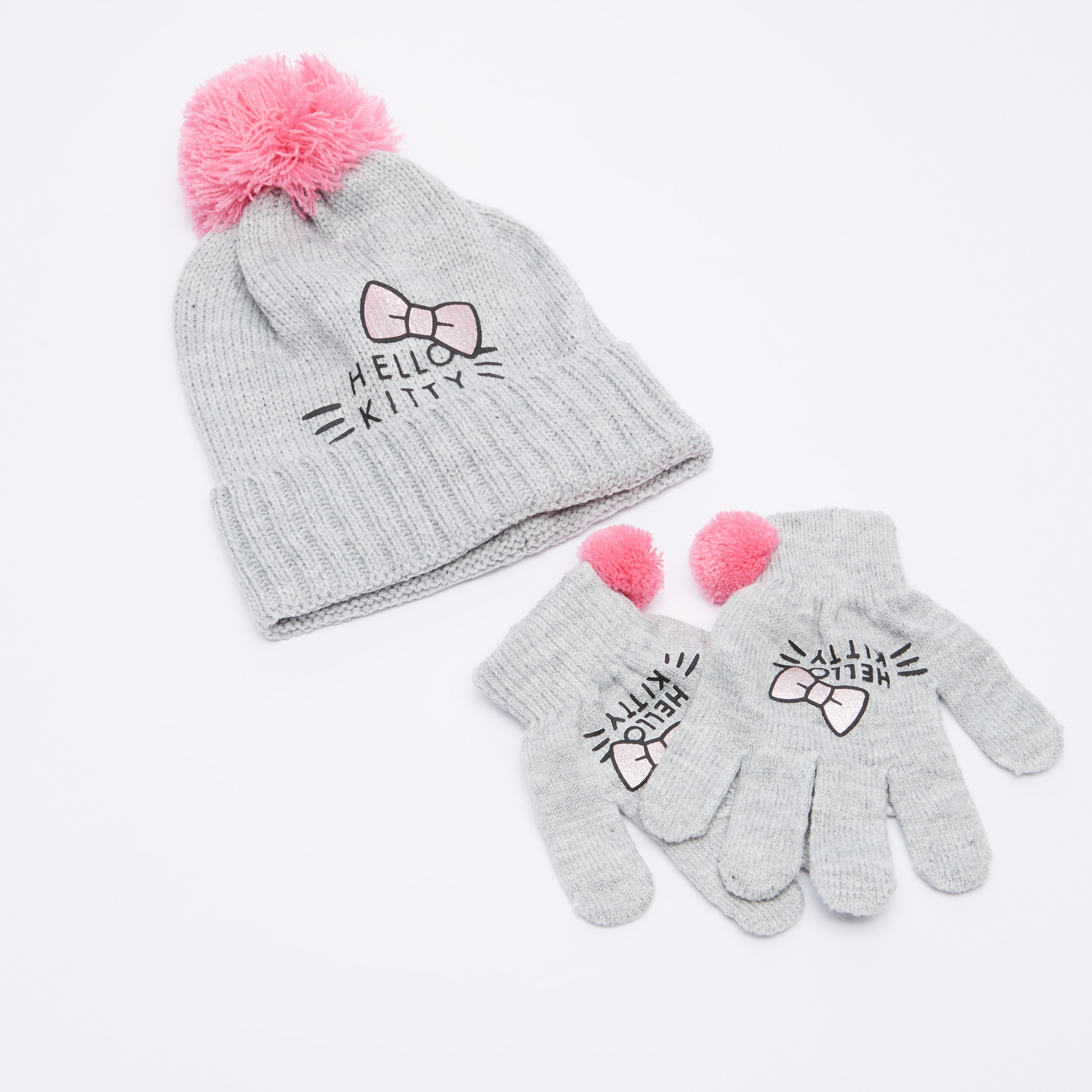 Hello Kitty Gloves n’ factory beanie