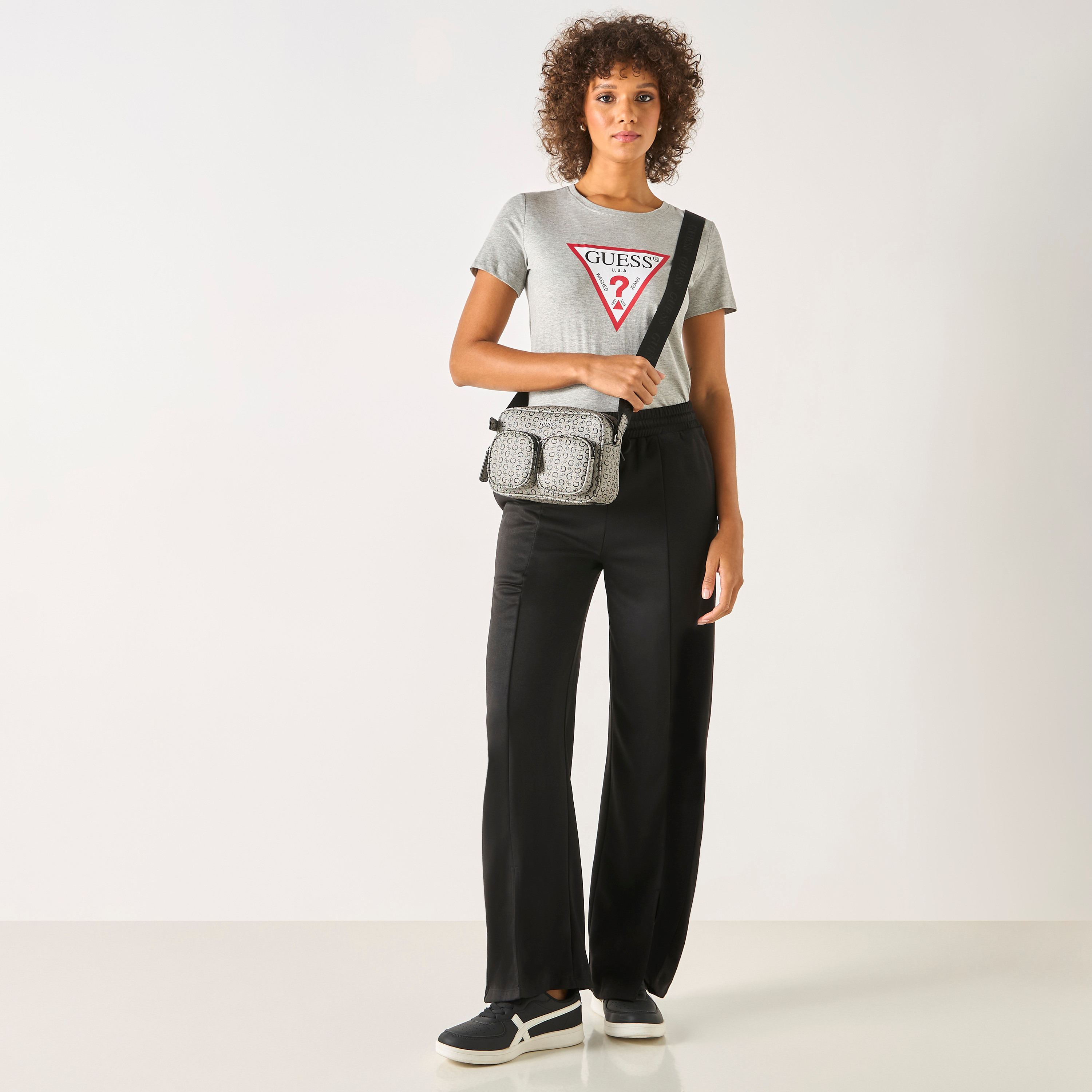 Guess Logo Print Round Neck T-shirt with Short Sleeves-women-clothing-tshirts-image-2