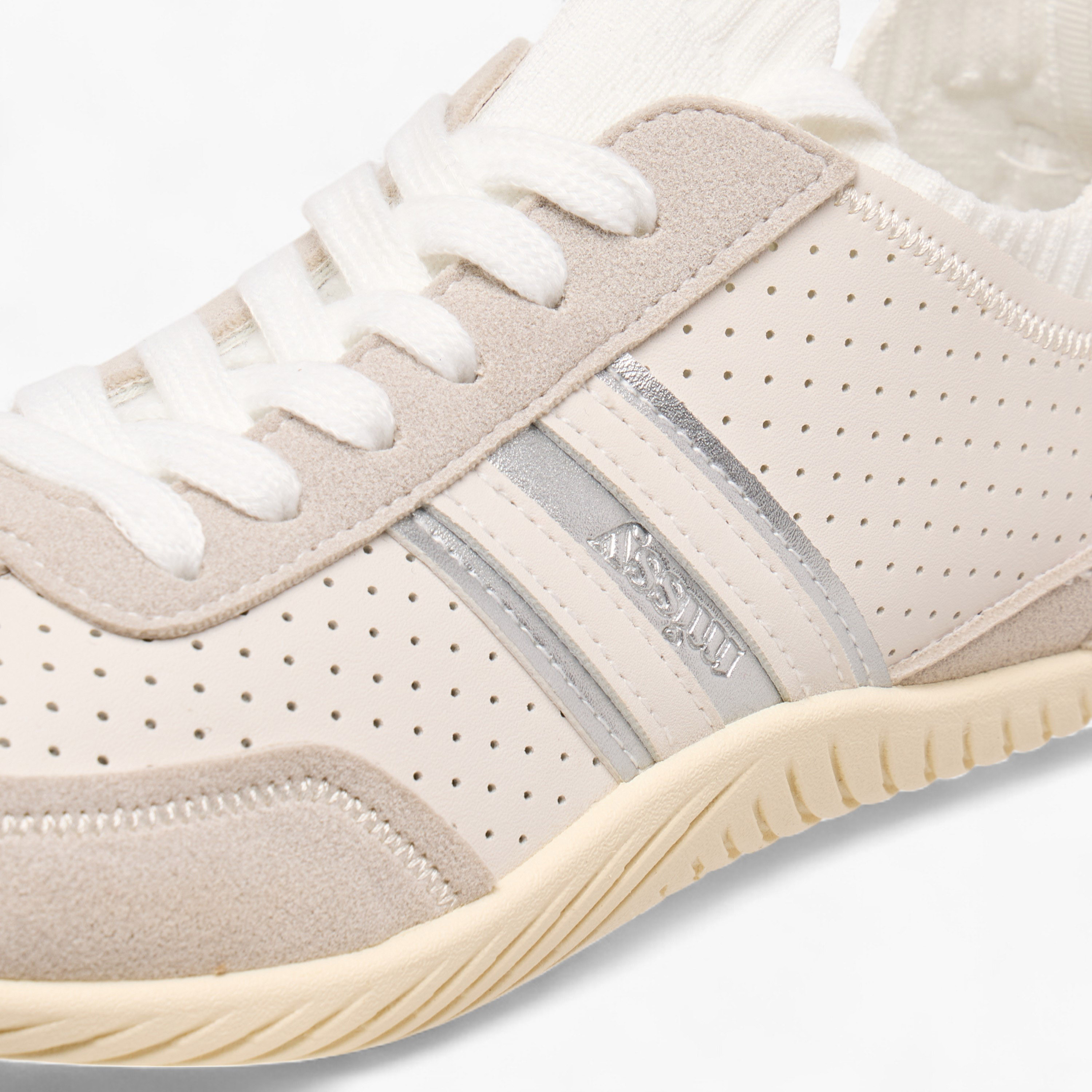 حذاء سنيكرز برباط إغلاق ولسان سحب من ميسي-women-shoes-sneakers-image-4