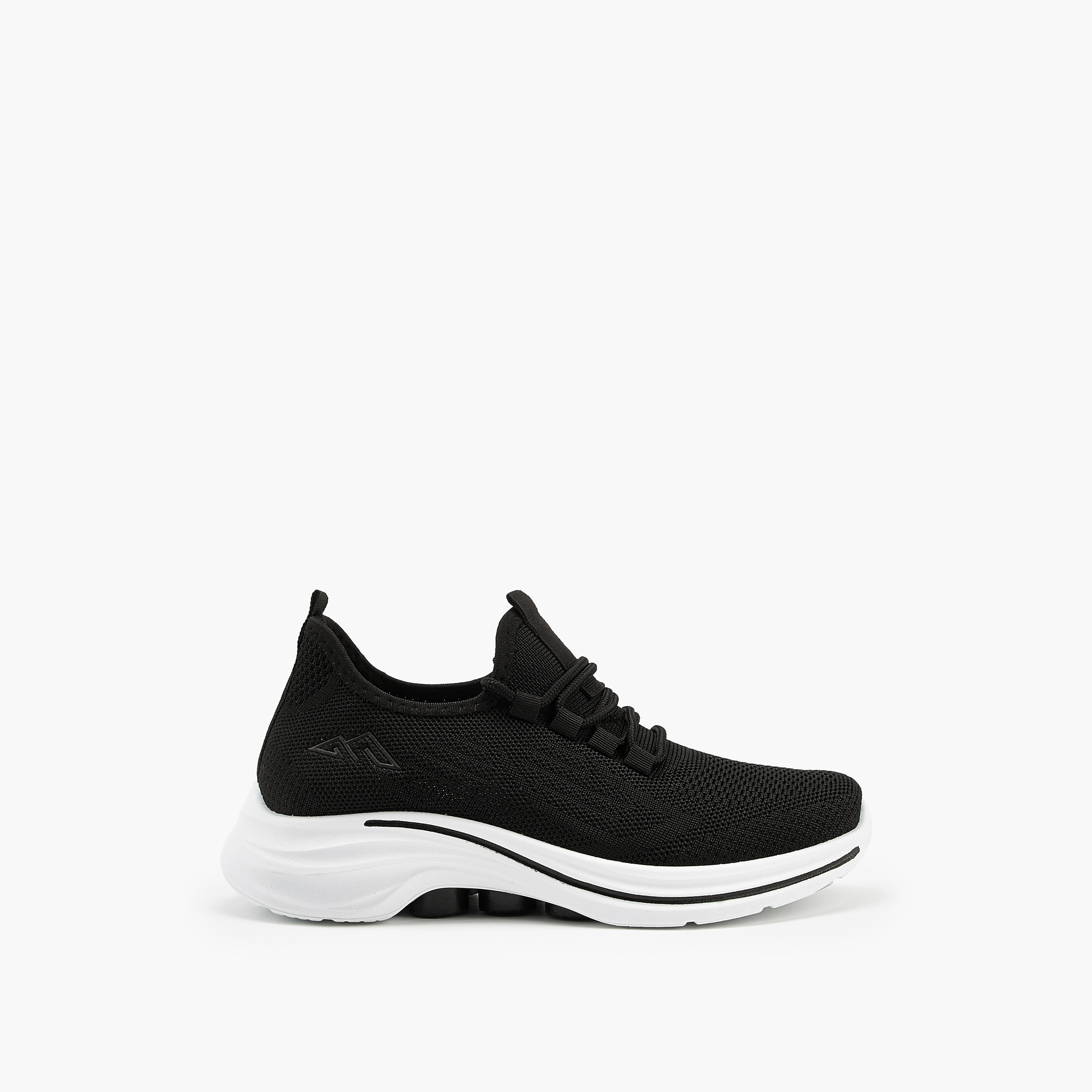 حذاء رياضي برباط إغلاق ولسان سحب من أوكلان من شو إكسبريس-sports-women-shoes-image-3
