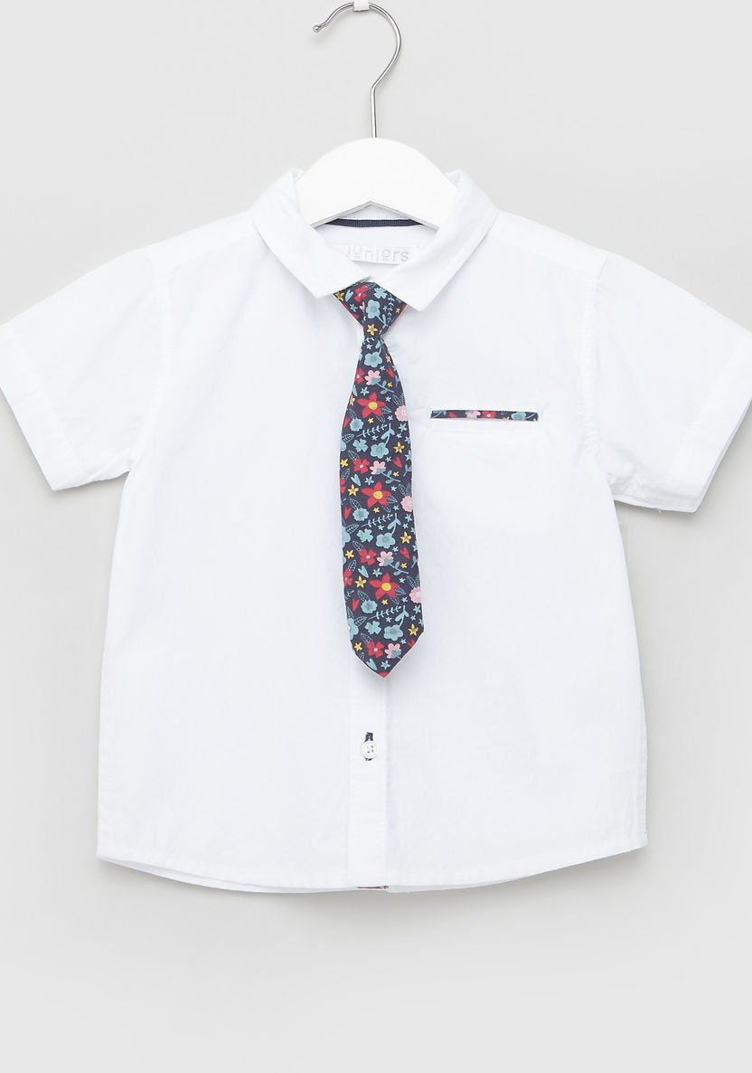 Juniors Short Sleeves Shirt with Spread Collar and Pocket Detail-Shirts-image-0