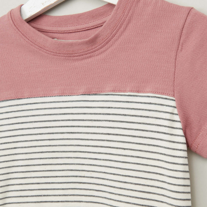 Eligo Stripe Detail T-shirt with Round Neck and Short Sleeves-T Shirts-image-1
