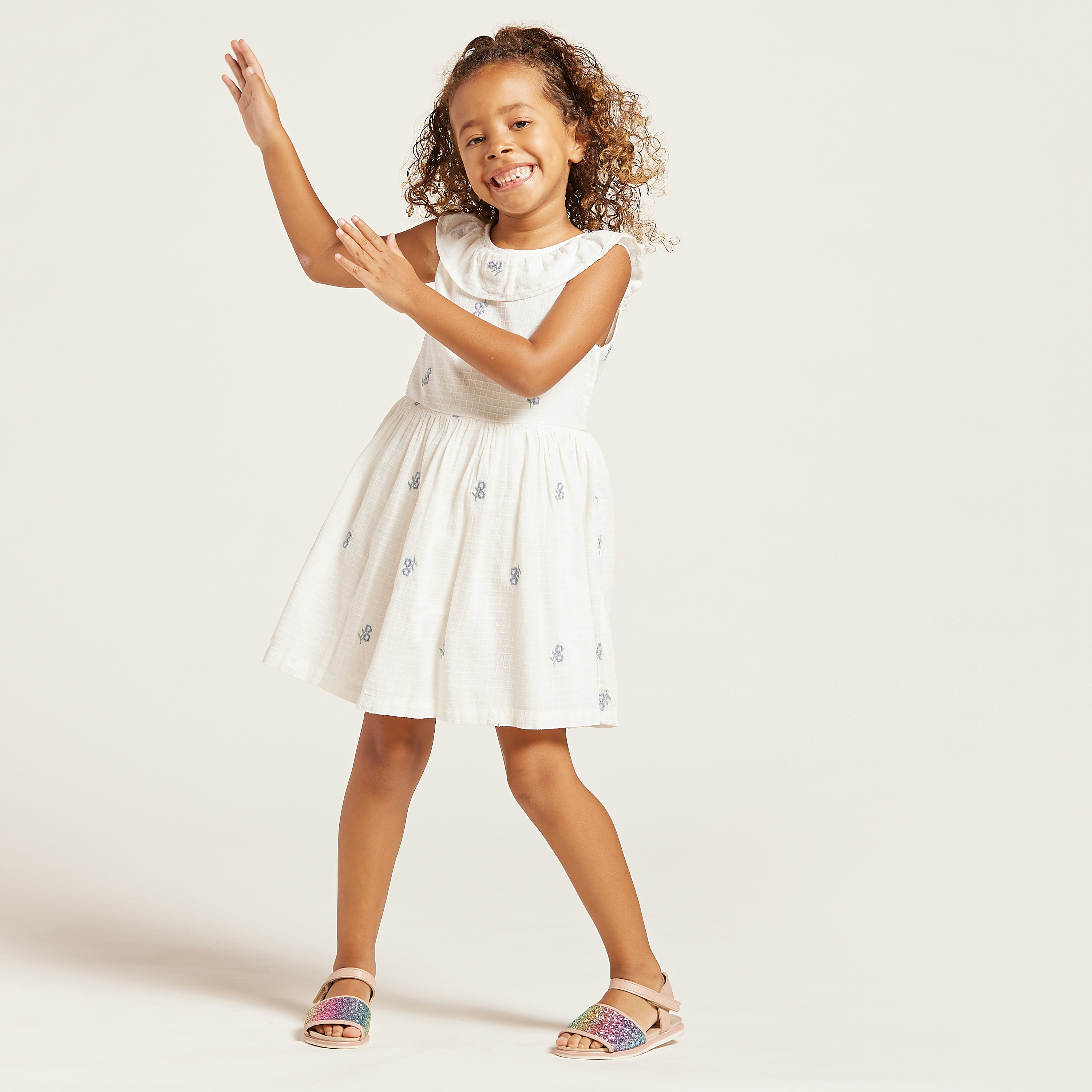 Eligo Sleeveless Floral Print Knee-Length Dress with Round Neck-girls-clothing-dressesandjumpsuits-image-2