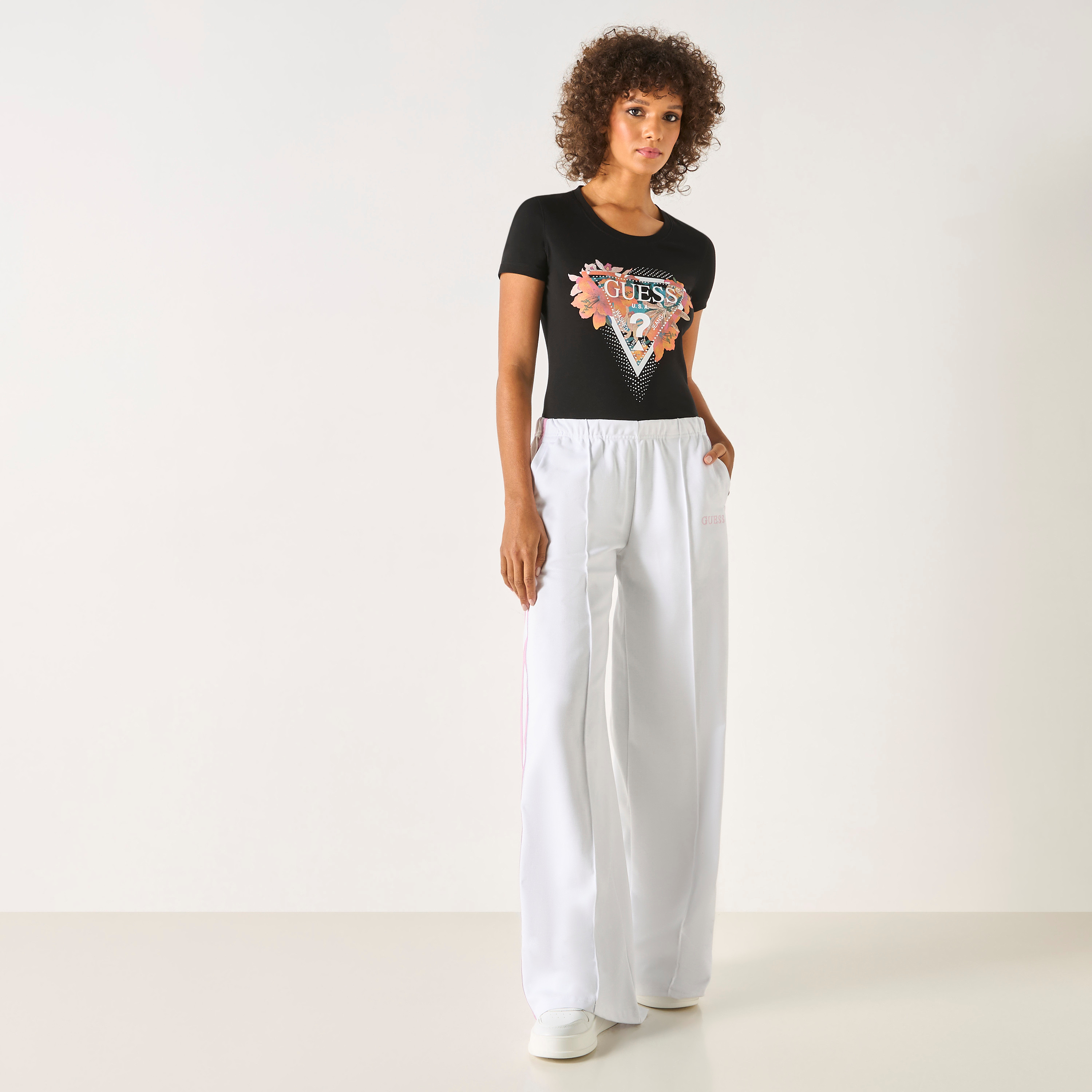 Guess Logo Print Round Neck T-shirt with Short Sleeves-women-clothing-tshirts-image-2