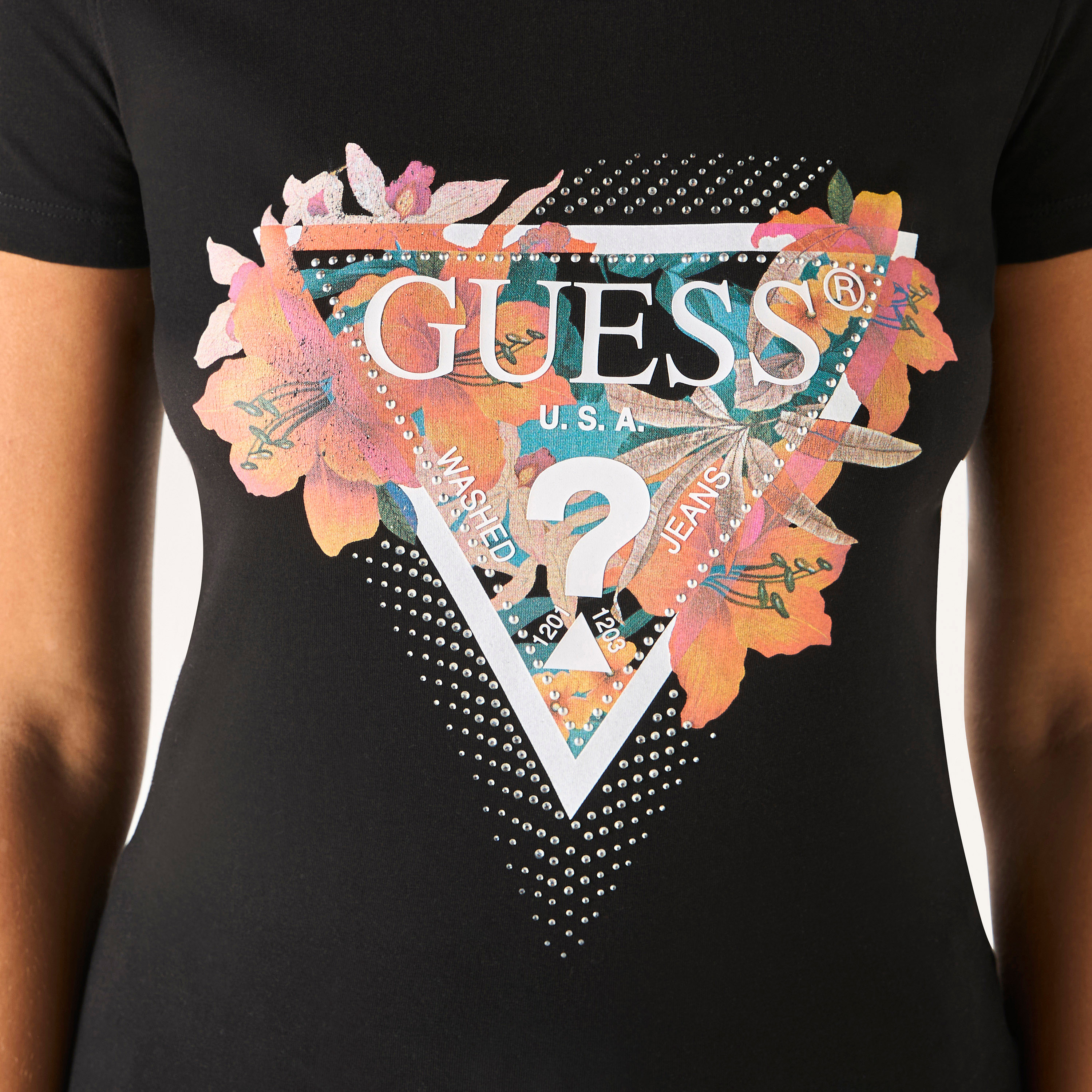 Guess Logo Print Round Neck T-shirt with Short Sleeves-women-clothing-tshirts-image-4