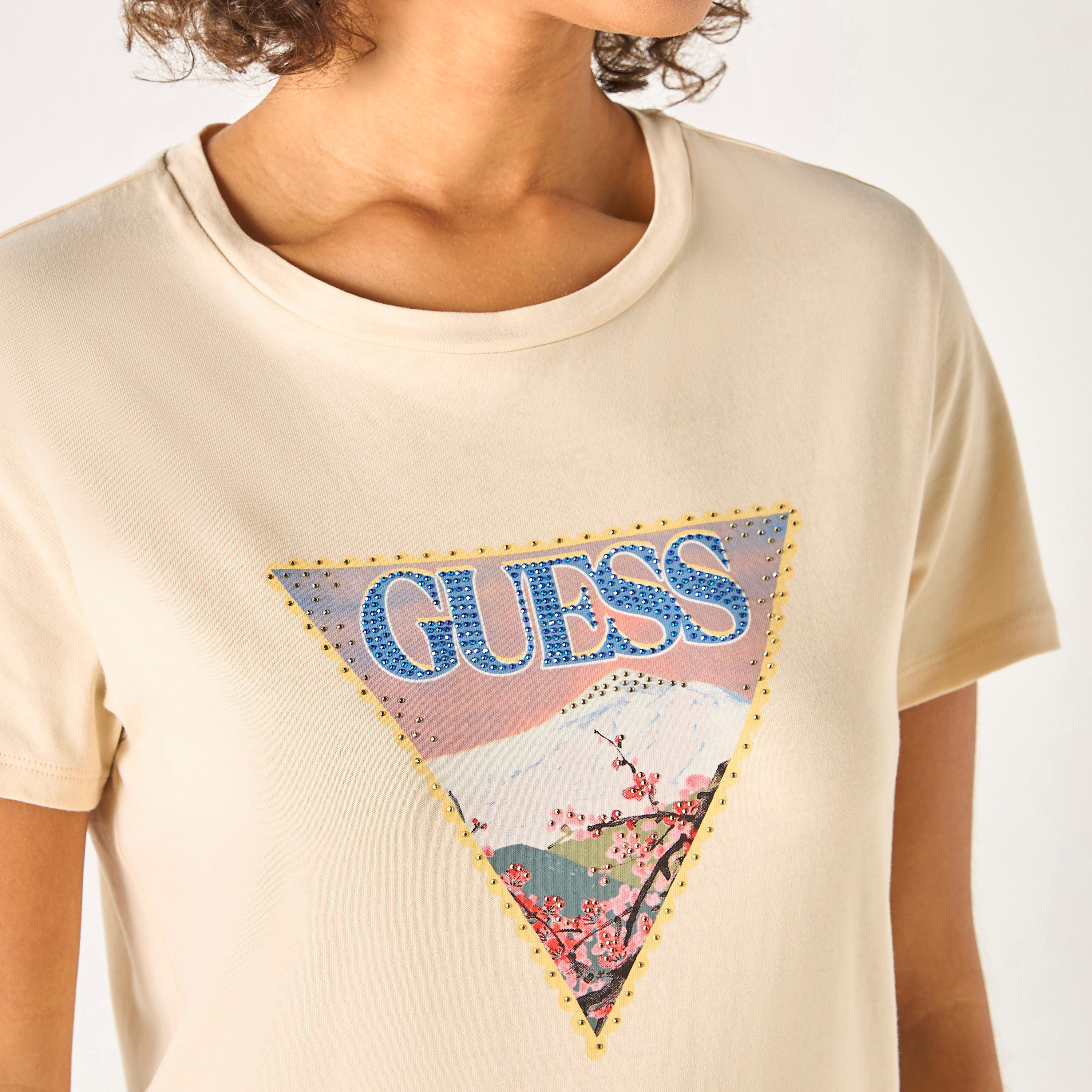 Buy Women s Guess Logo Embellished Round Neck T shirt with Short Sleeves Online Centrepoint KSA