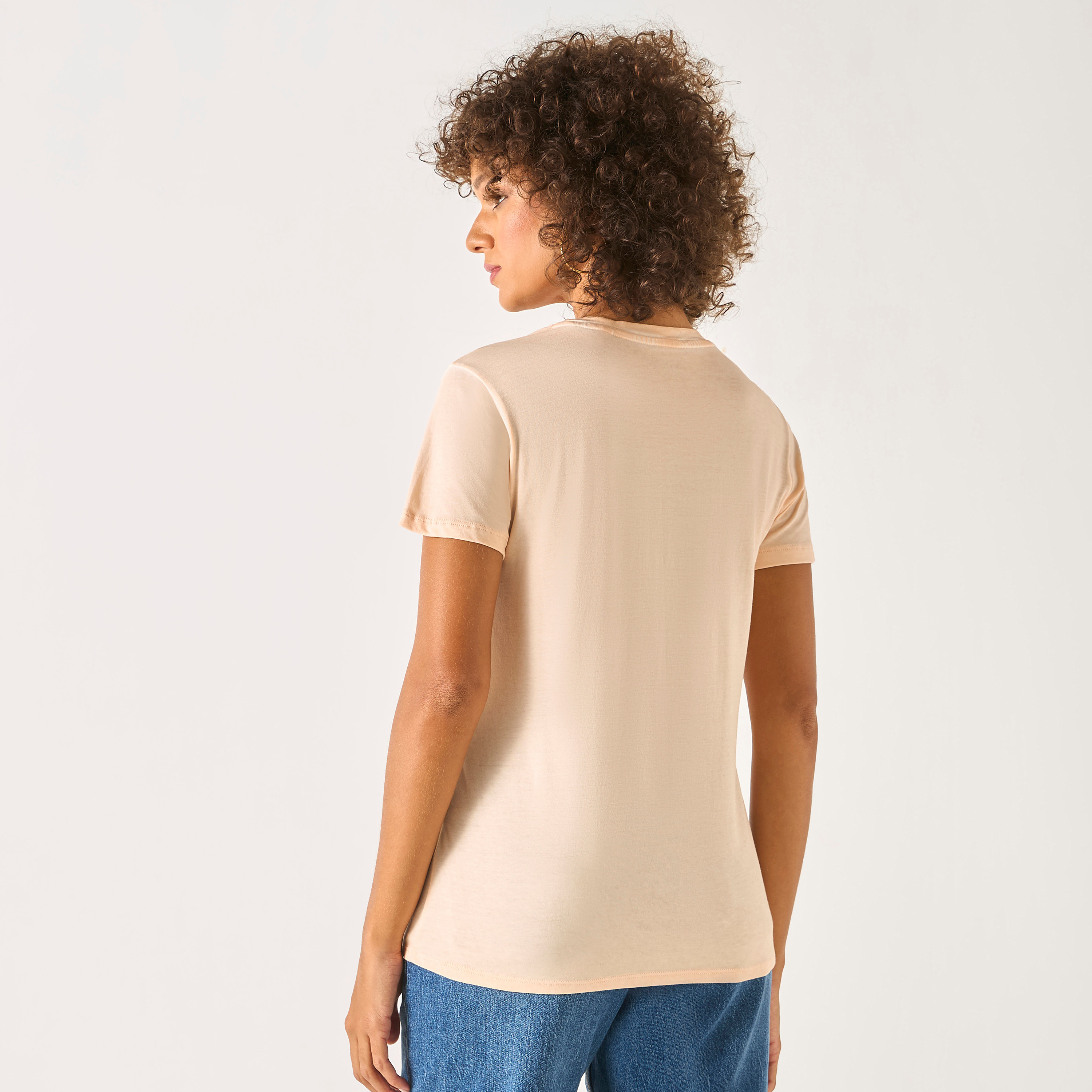Guess Logo Embellished Round Neck T-shirt with Short Sleeves-women-clothing-tshirts-image-5