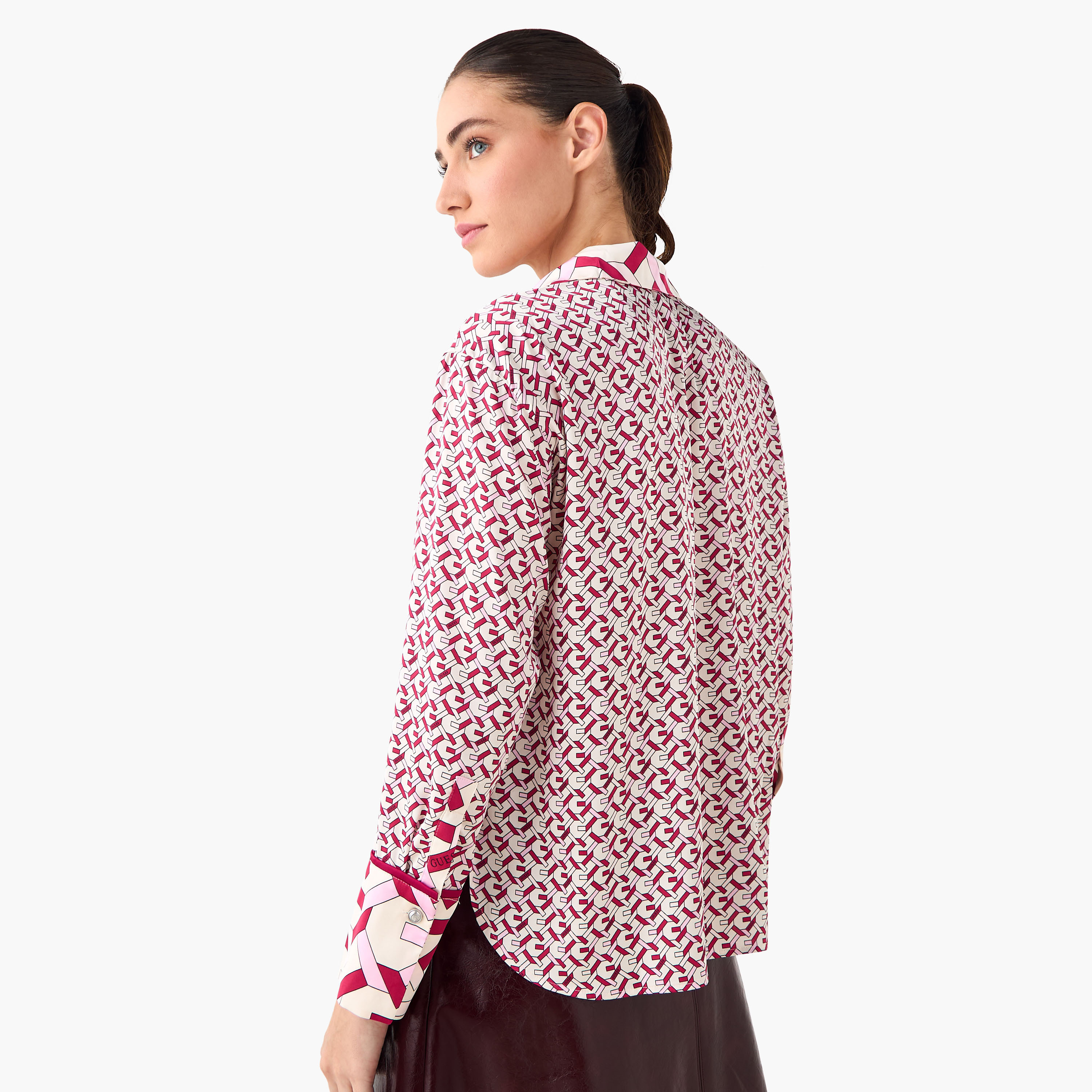 قميص بأكمام طويلة وطبعات الكساندرا مونوجرام من جيس-women-clothing-shirtsandblouses-shirts-image-4