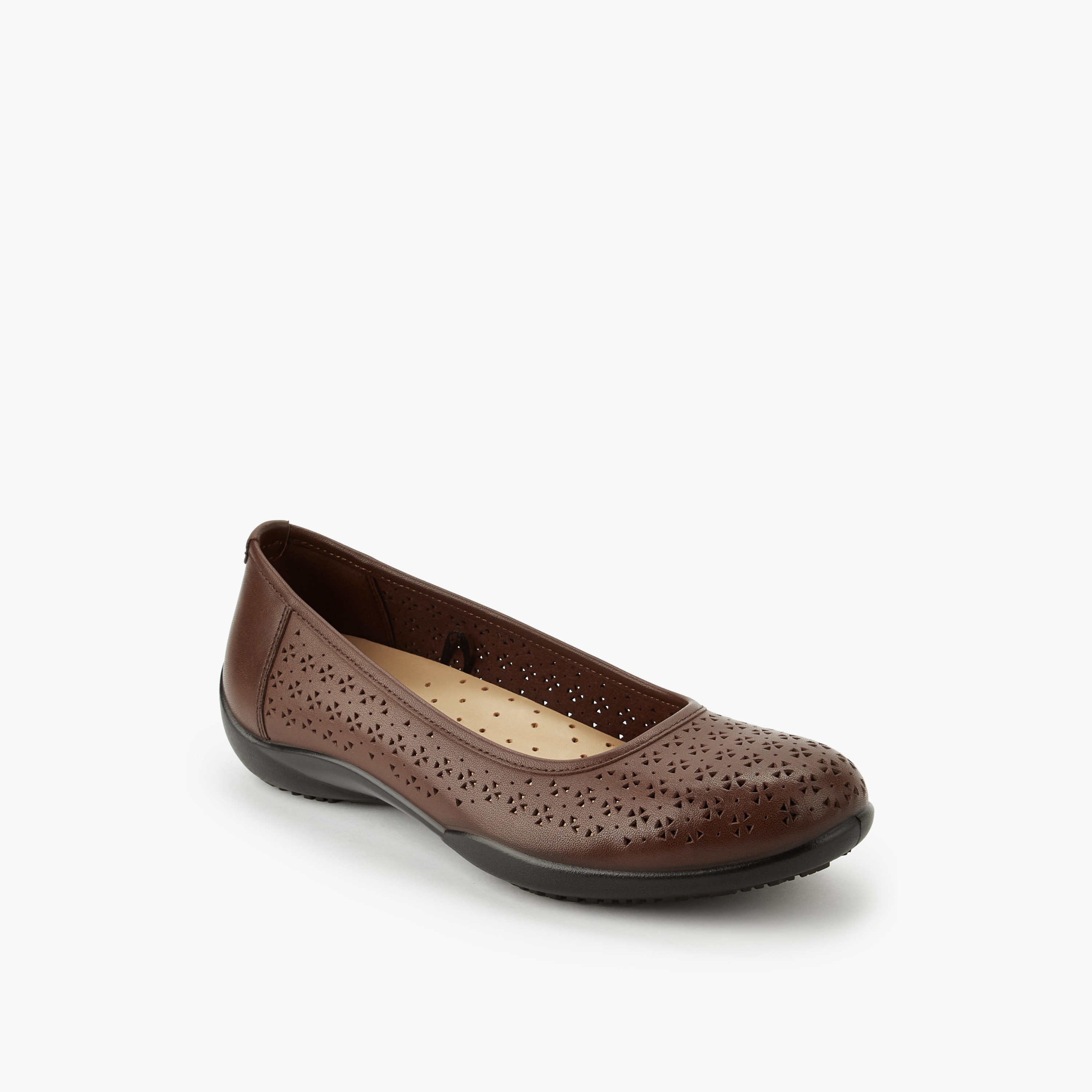 حذاء باليرينا جلدي بتصميم مفرغ للنساء من لو كونفورت-women-shoes-ballerinas-image-2