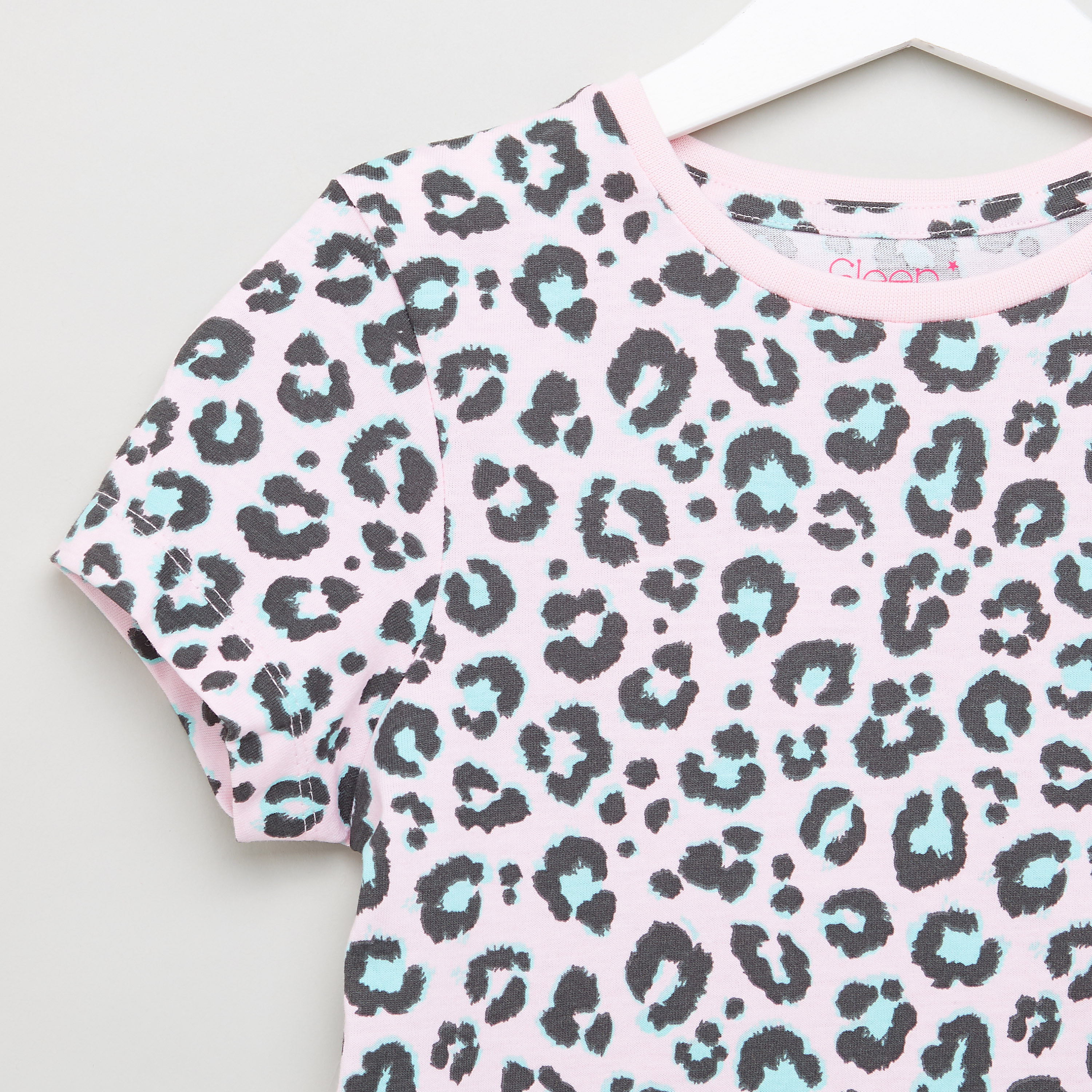 Juniors Printed Round Neck T-shirt and Pyjama Set-girls-clothing-nightwear-image-3