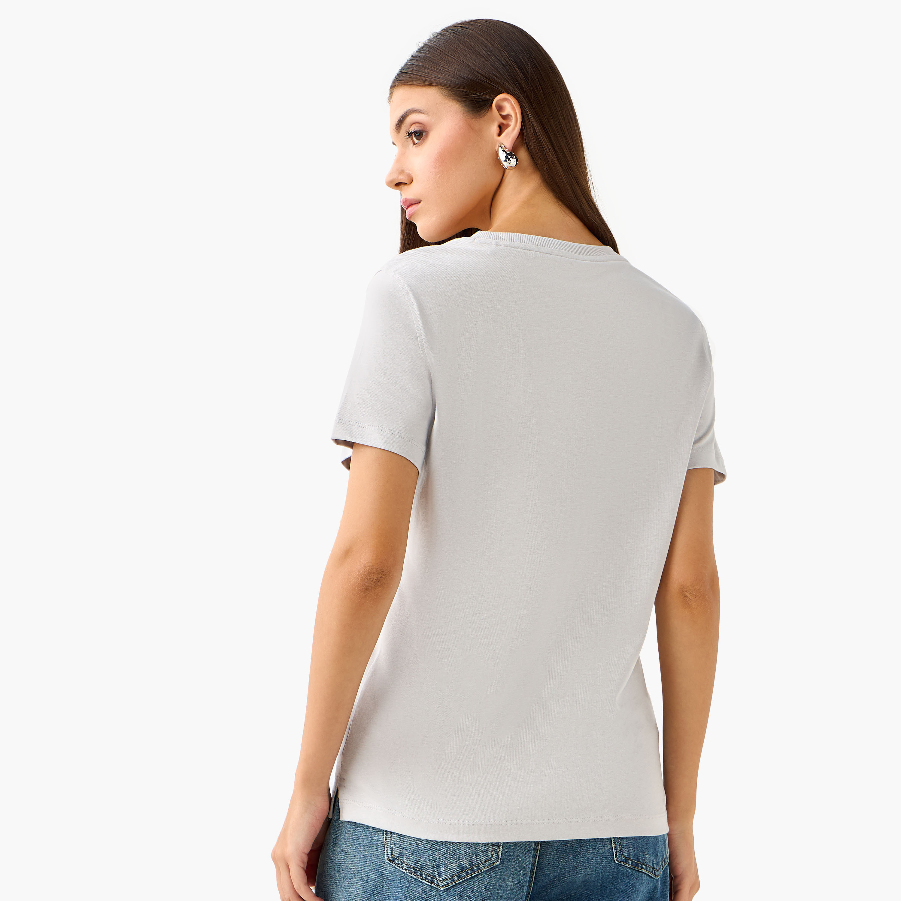 تيشيرت بطبعات شعار وأكمام قصيرة من جيس-women-clothing-tshirts-image-4