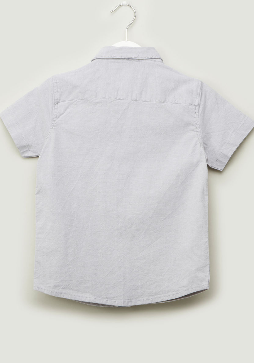 قميص سادة بياقة عاديّة وأكمام قصيرة من جونيورز-%D9%82%D9%85%D8%B5%D8%A7%D9%86-image-2