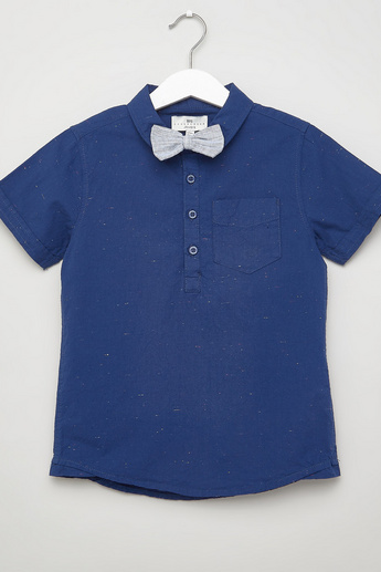 Juniors Textured Shirt with Short Sleeves and Chest Pocket