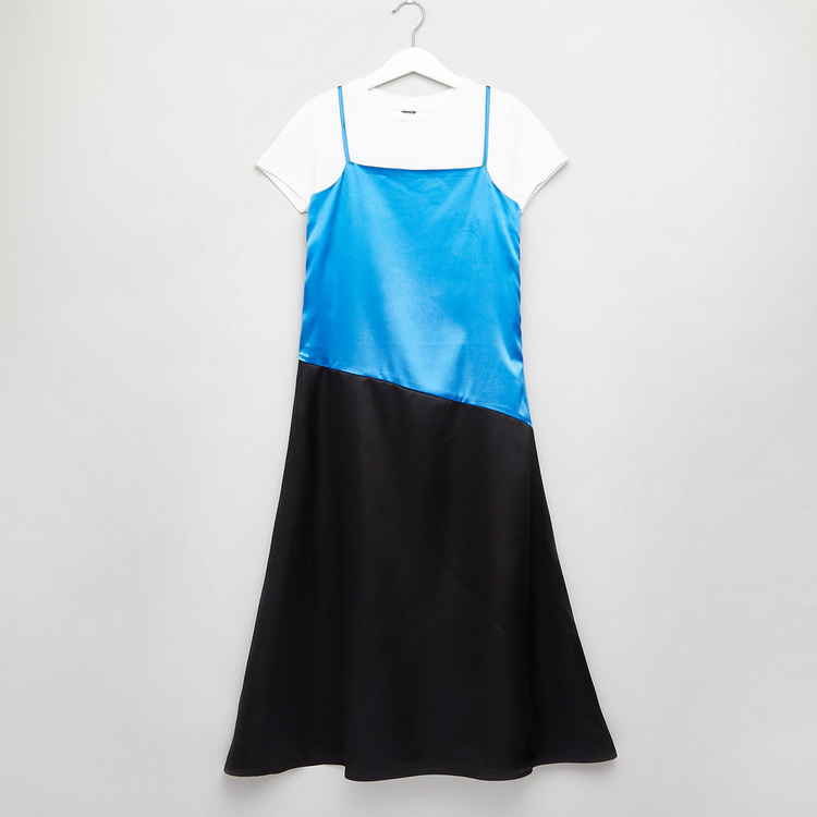 Iconic Solid T-shirt with Colourblock Sleeveless Dress