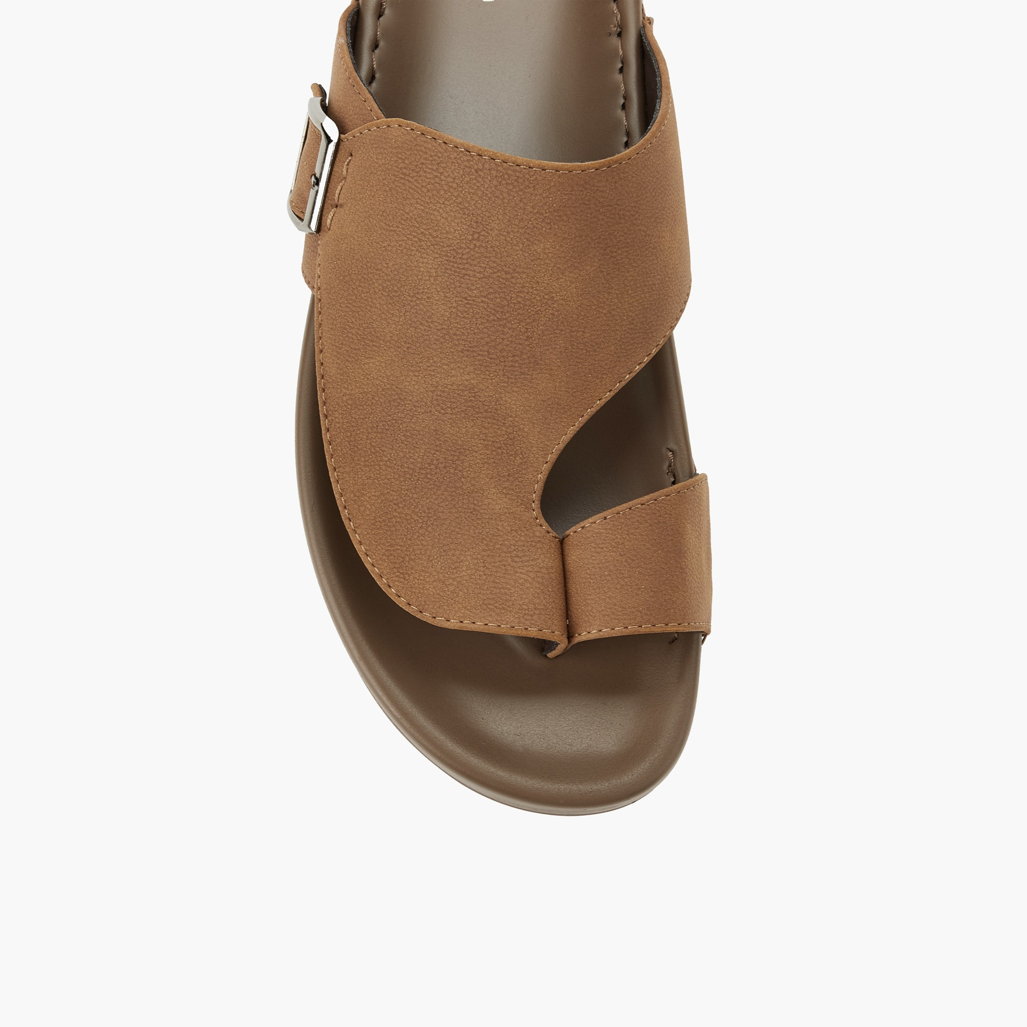 صندل مريح بتفاصيل إبزيم للرجال من إل بي إل من شو إكسبرس-men-shoes-sandals-image-4