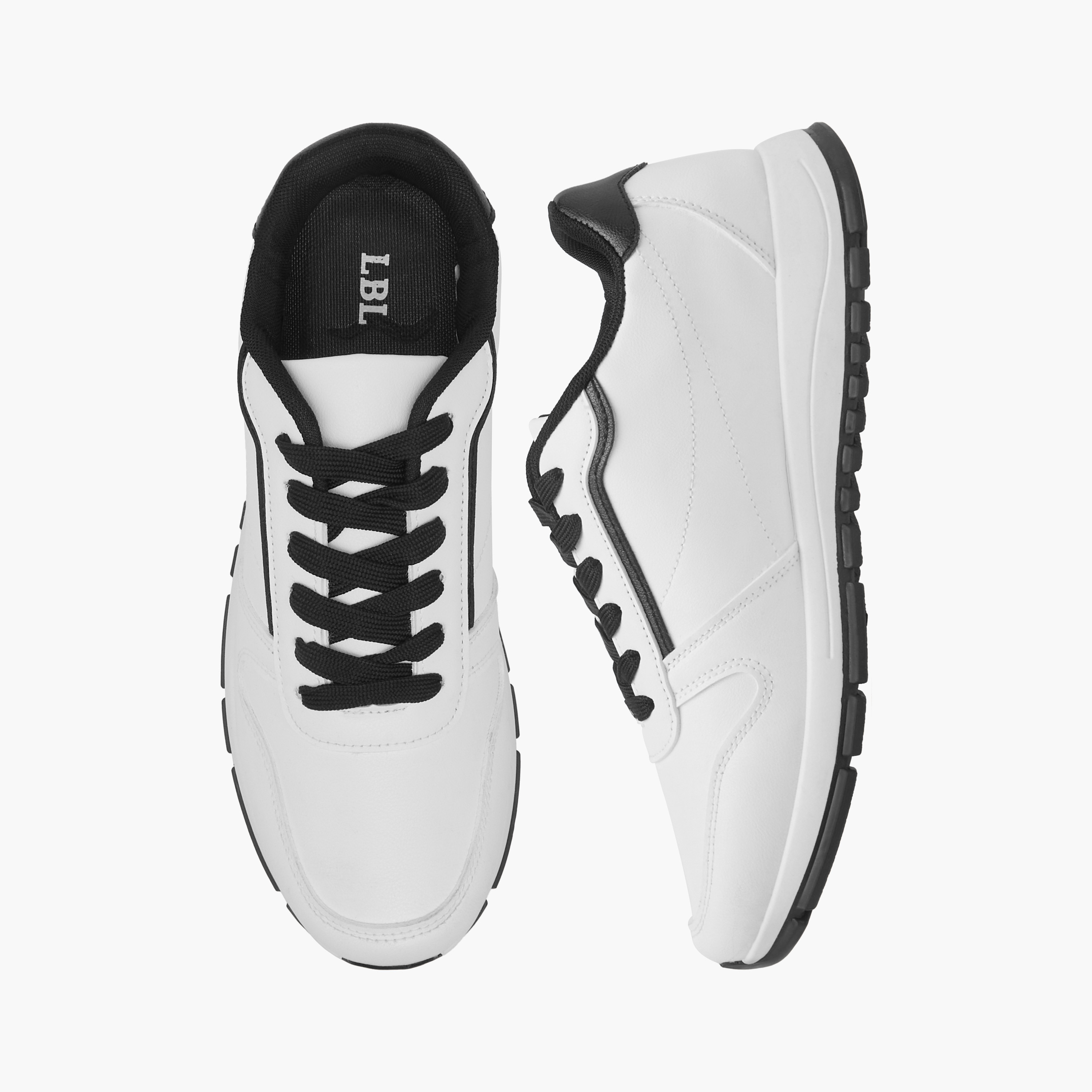 حذاء سنيكرز بِألواح ورباط إغلاق من إل بي إل من شو إكسبرس-men-shoes-sneakers-image-1