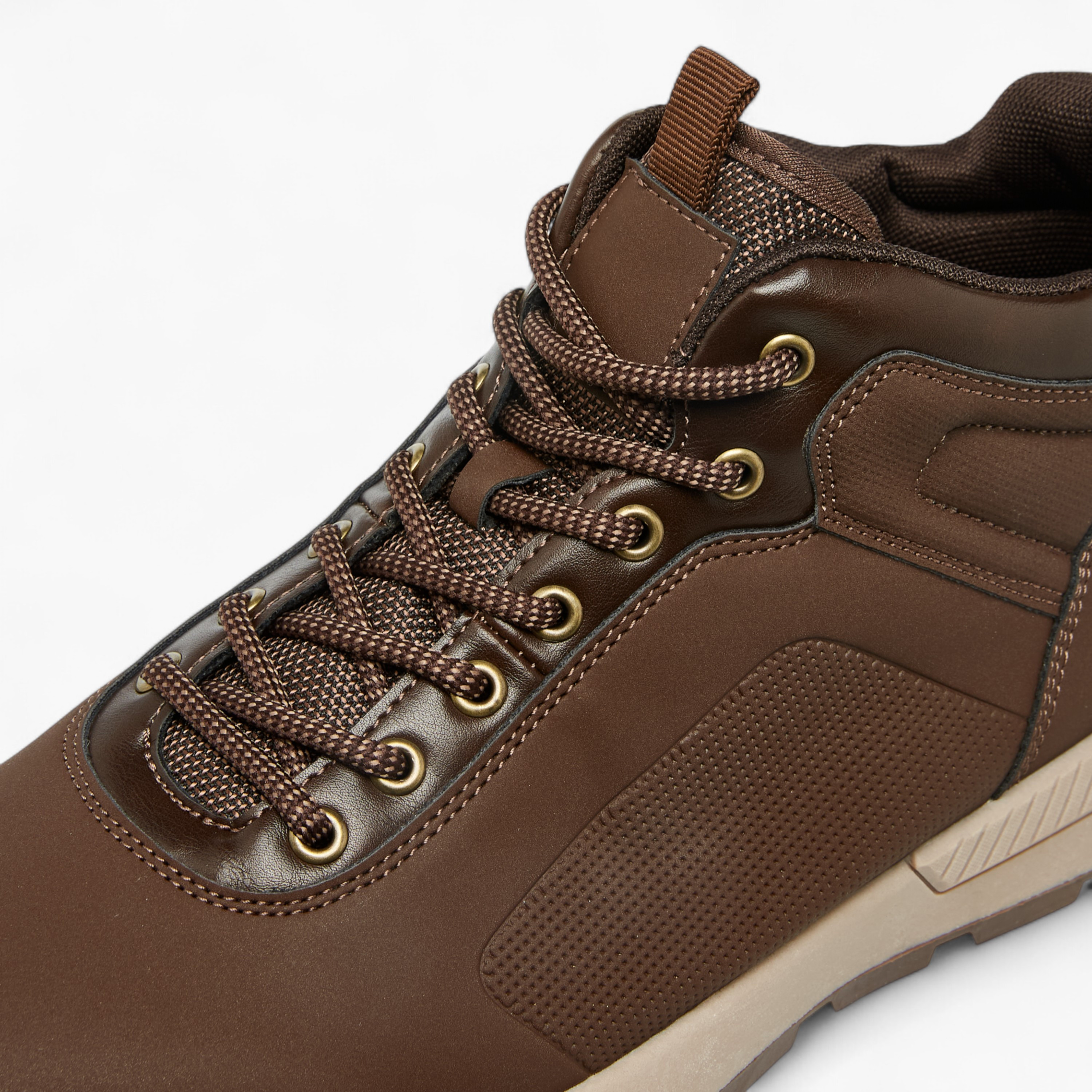 بوت كاحل برباط إغلاق من إل بي إل من شو إكسبريس-men-shoes-boots-image-4